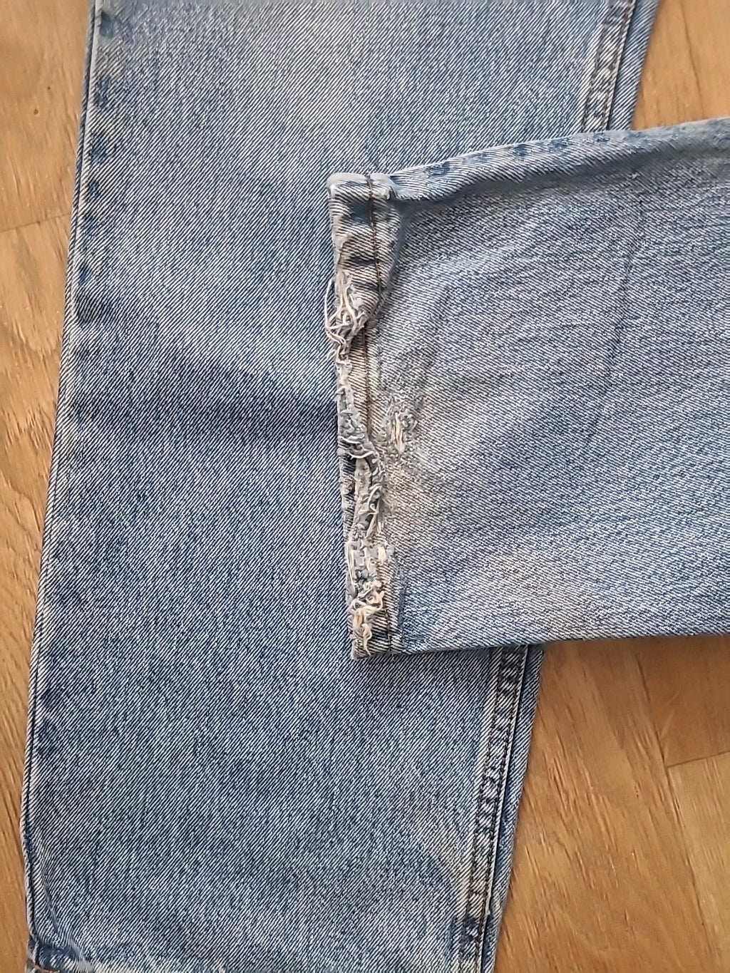 Mens Wrangler Size 36x30 Denim Regular Jeans