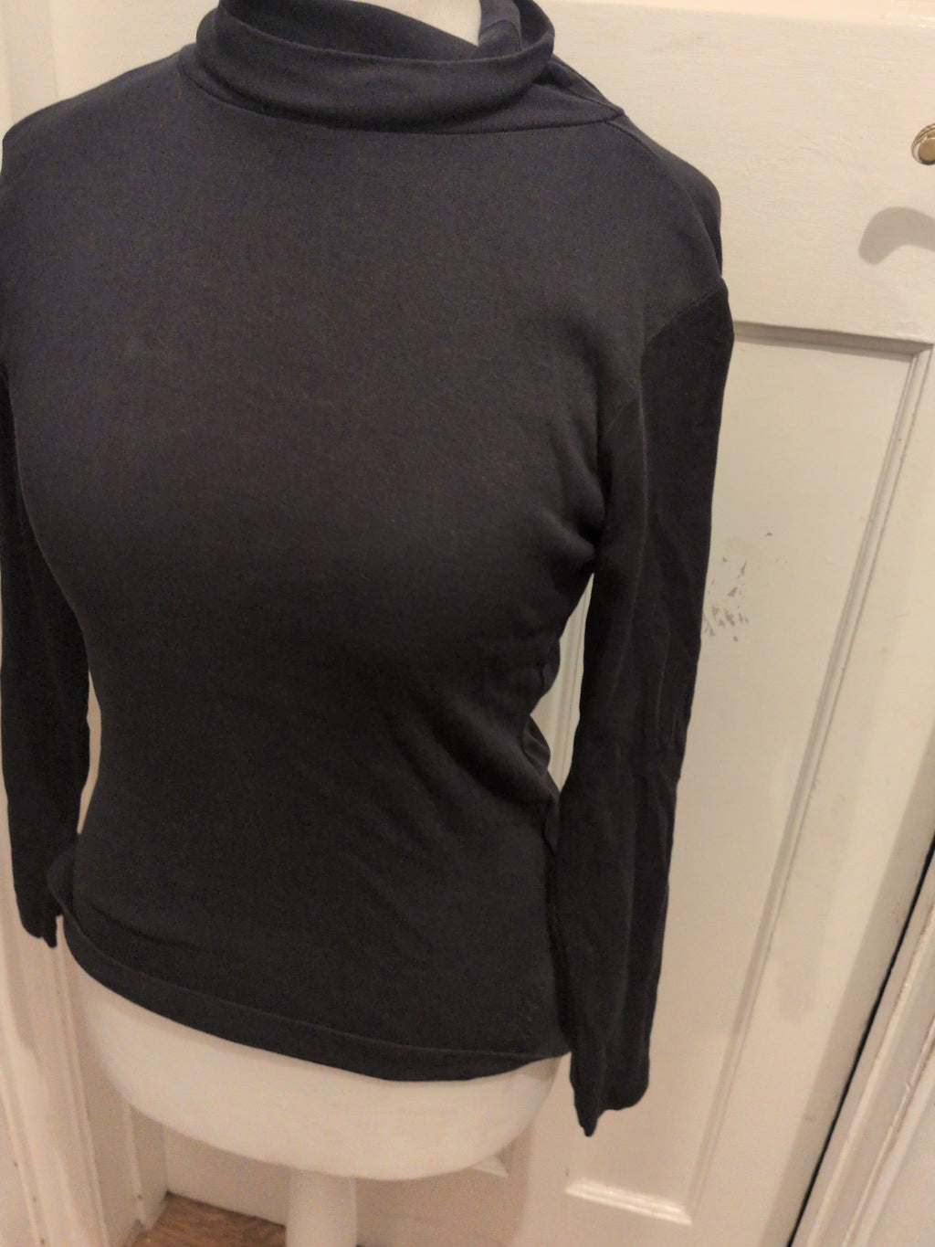 Ladies Brody Size Medium Black Long Sleeve High Neck T-shirt