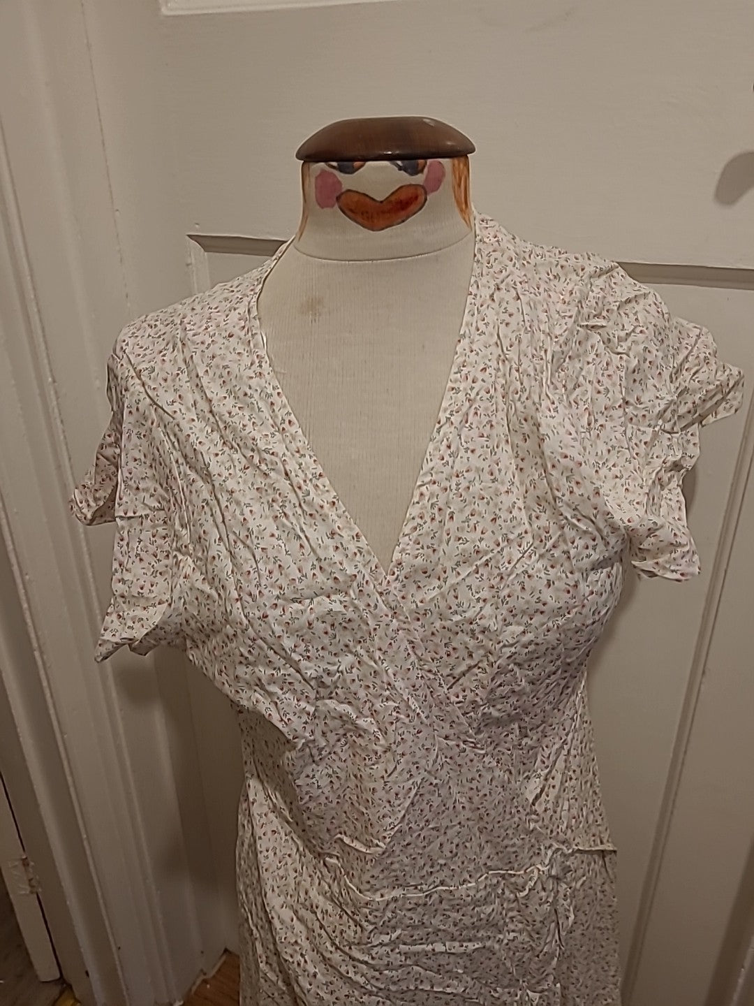 Ladies Primark Size Large(14-16) Floral Short Sleeved Wrap Dress