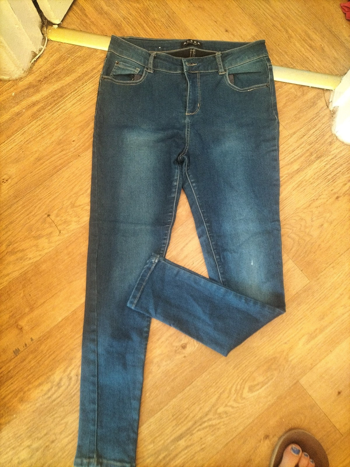 Peacocks 12 "Alexa" Mid Rise Skinny Jeans