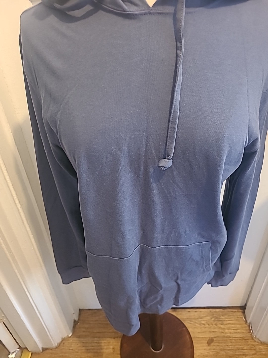 Mens Goodthreads Size Medium Pastel Blue Long Sleeved Hoodie