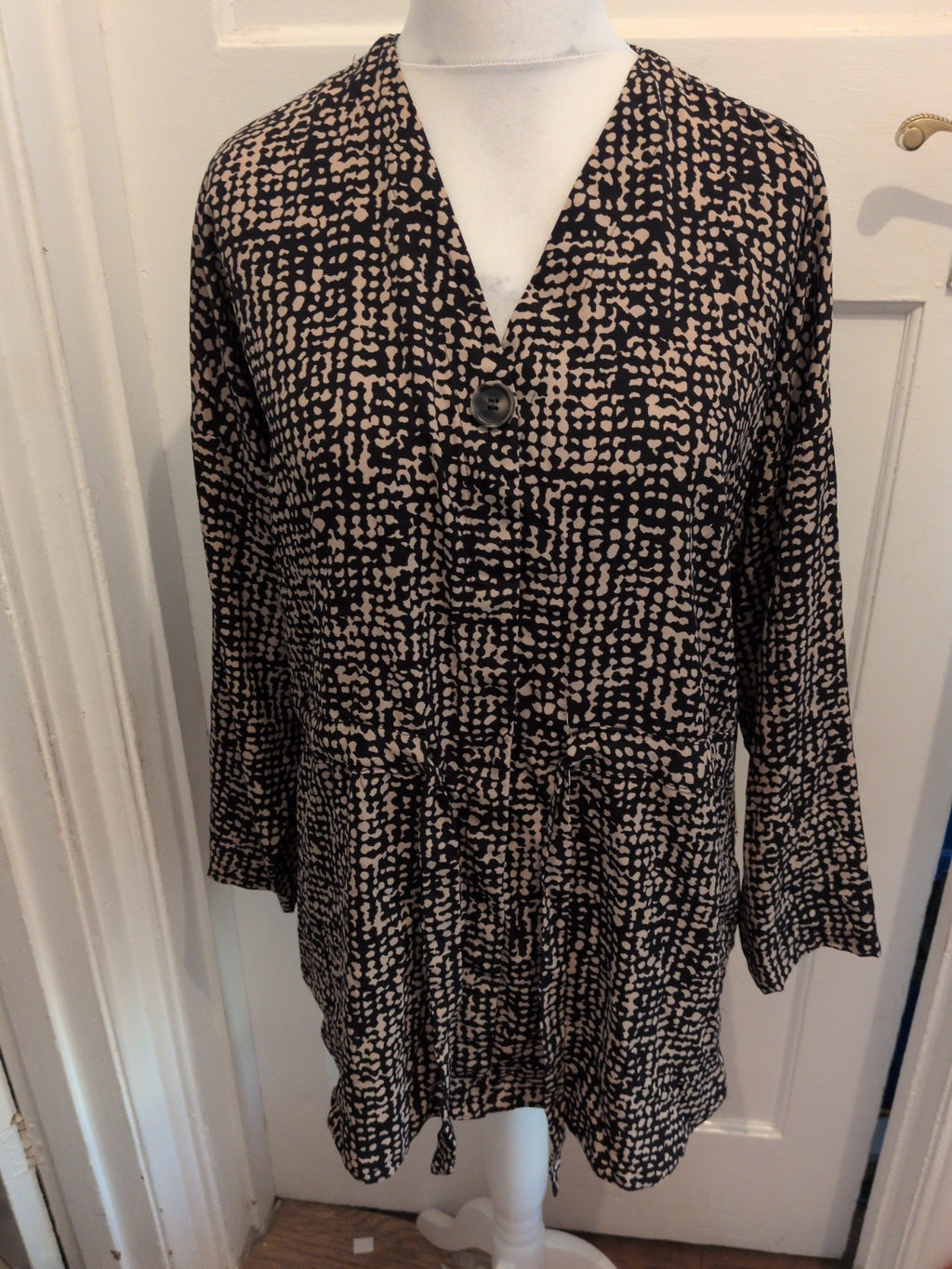 Primark 16 Brown And Beige Long Sleeve Blouse