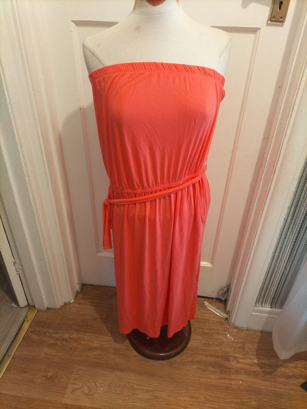 Ladies Tu Size 22 Peach Sleeveless Strapless Dress