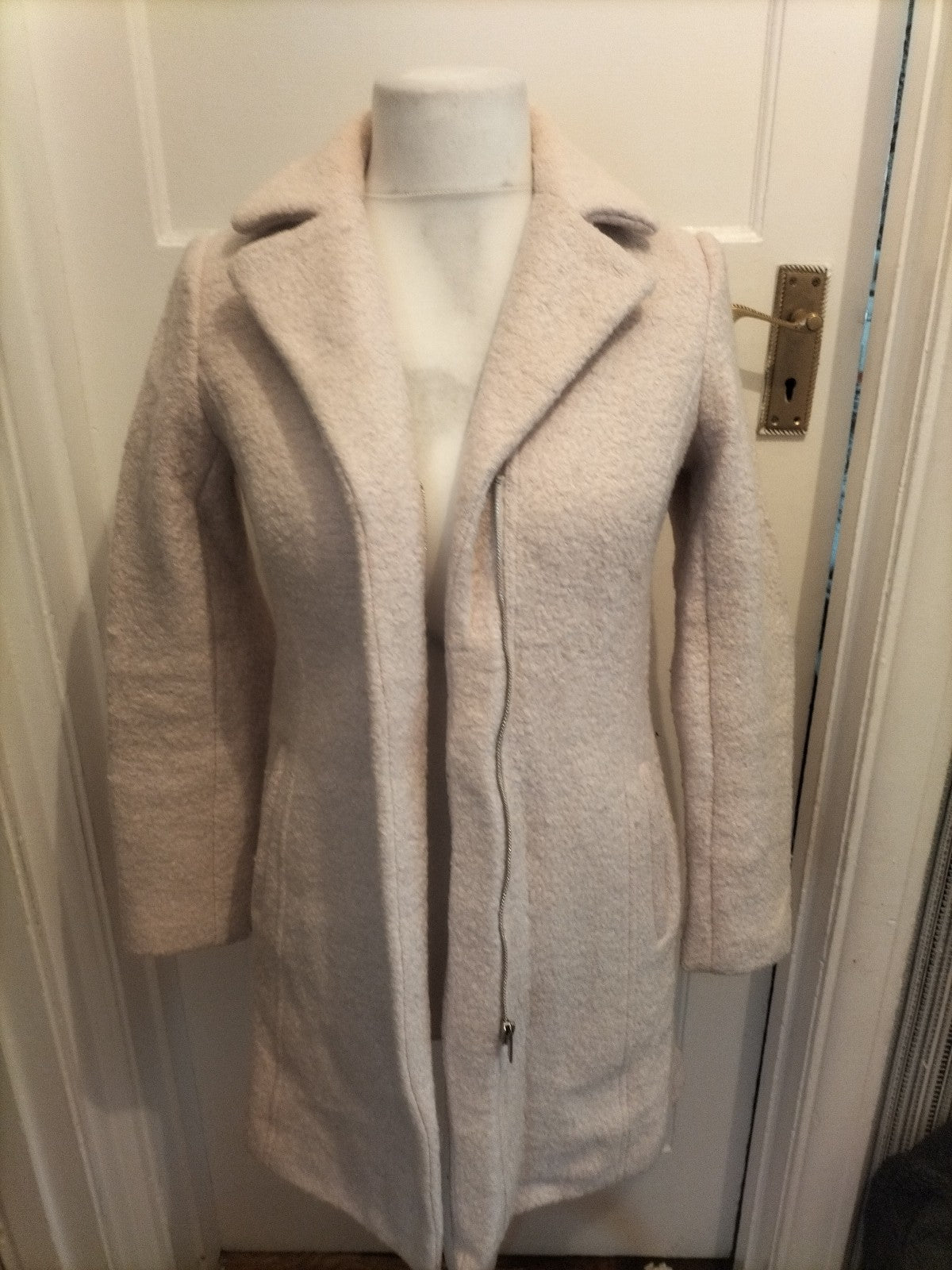 Ladies New Look Size 8 Off White Lined Jacket Heavy
