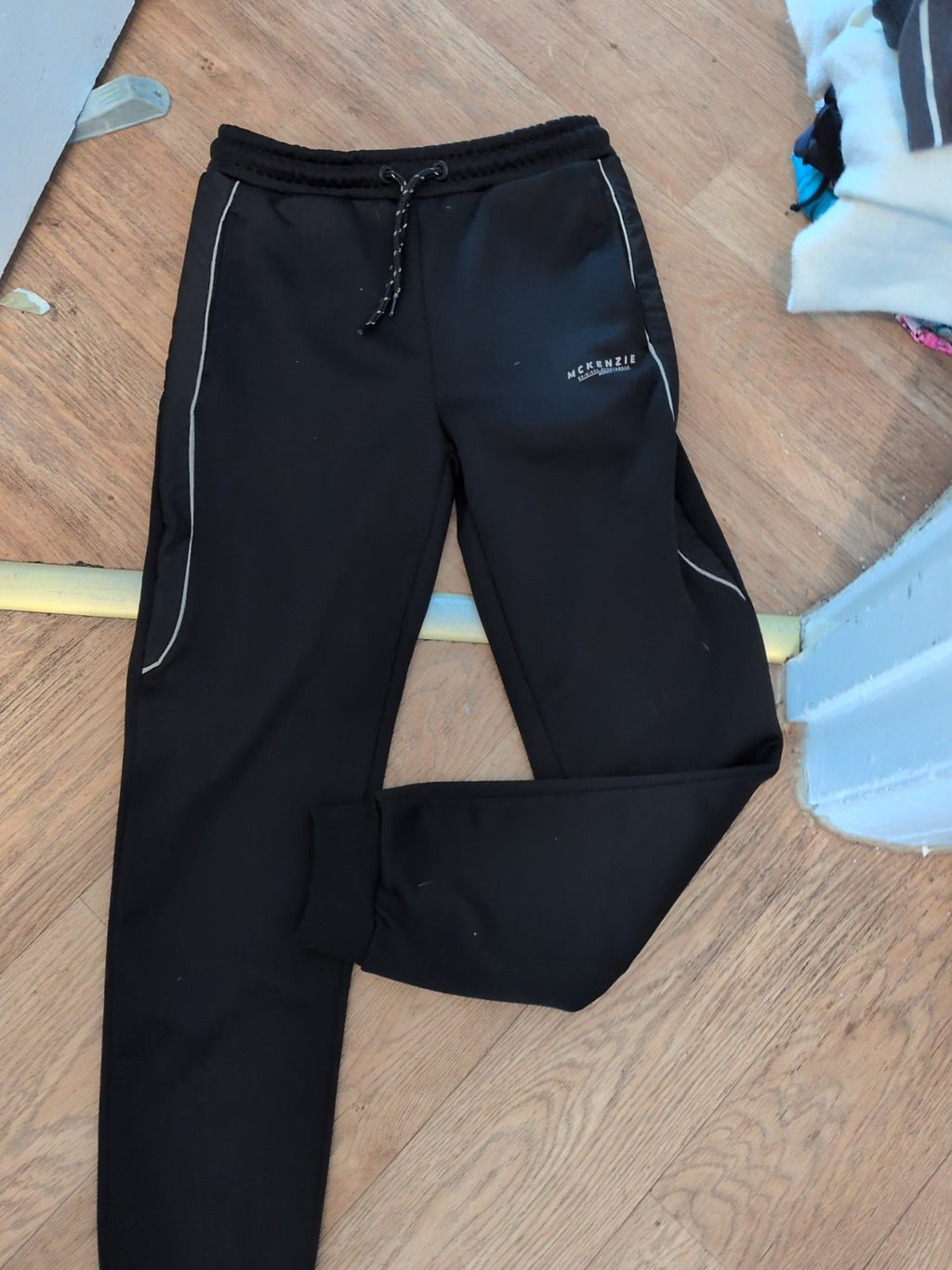 Boys Mckenzie 13-15 Years Black Jogger Bottoms