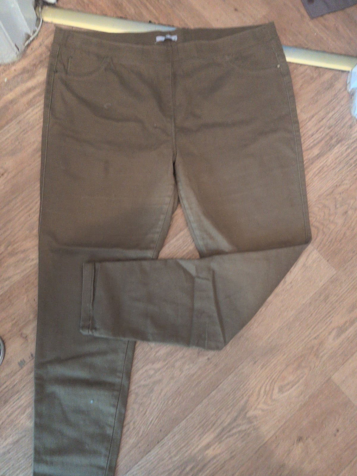 Tu 20 Khaki Straight Leg Jegging