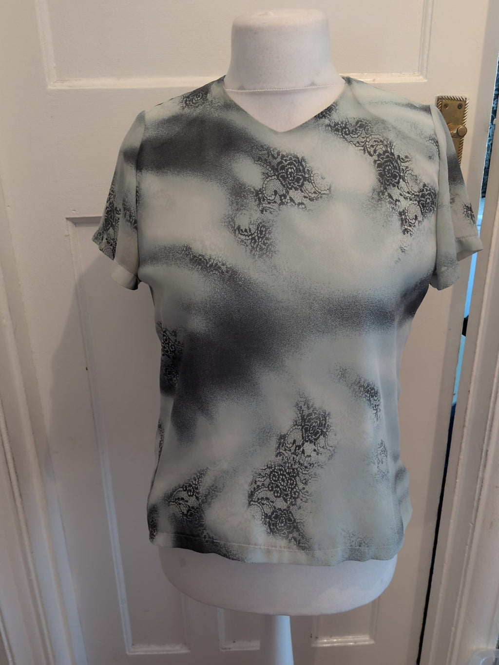 Gold 10 Turquoise Floral Short Sleeve Padded Blouse