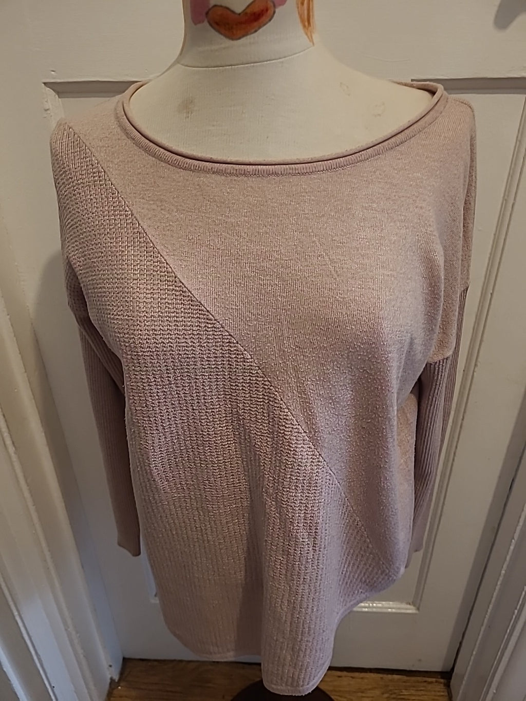 Ladies John Rocha Size 12 Pink Fleck Long Sleeved Blouse Aysemetric Hem