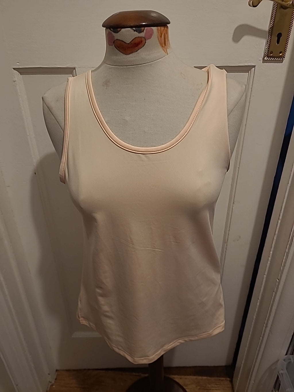 Ladies Size XL Beige Sleeveless Vest Tank Top