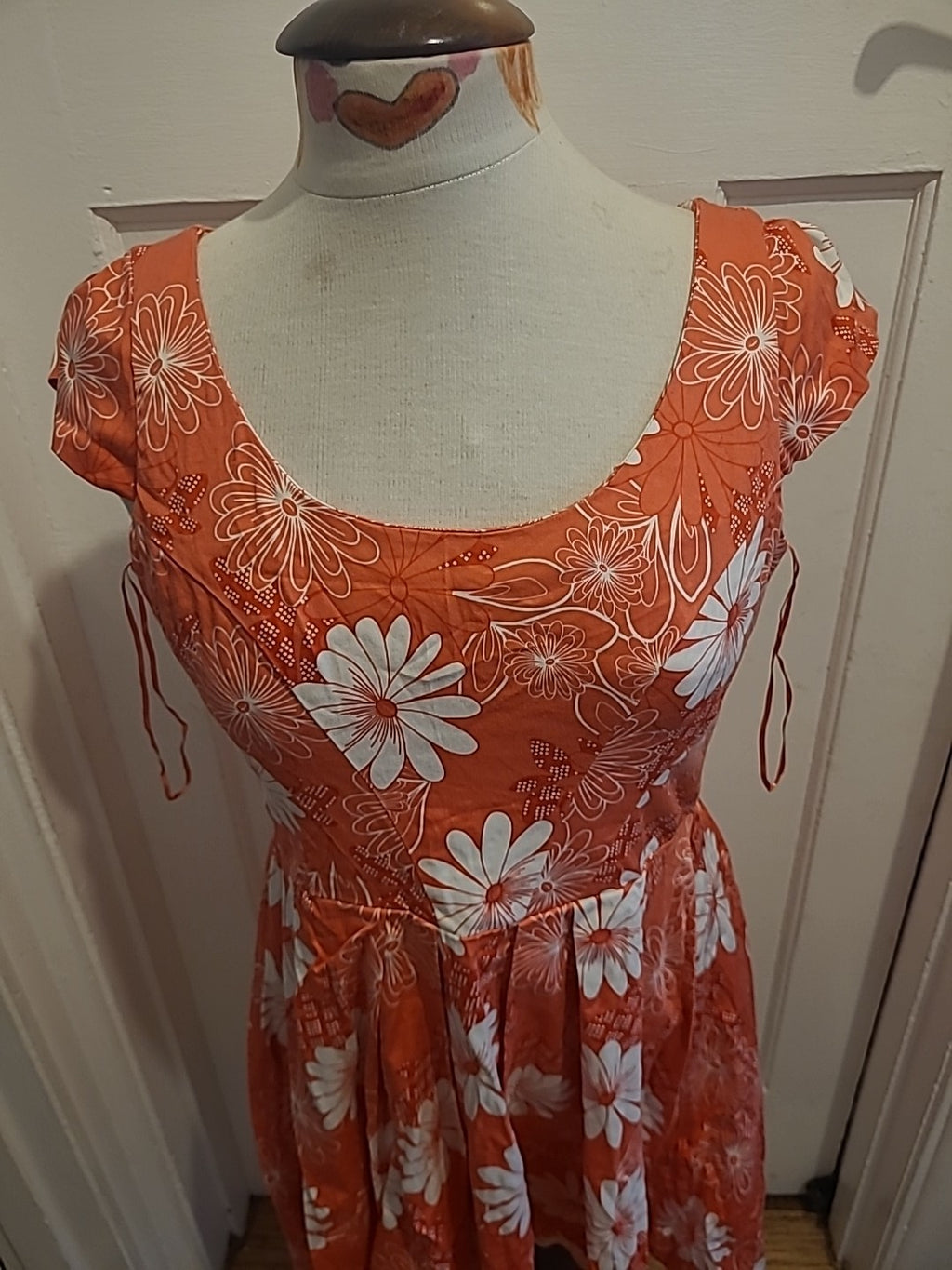 Ladies Oasis Size 8 Pink With White Floral Short Sleeve Dress