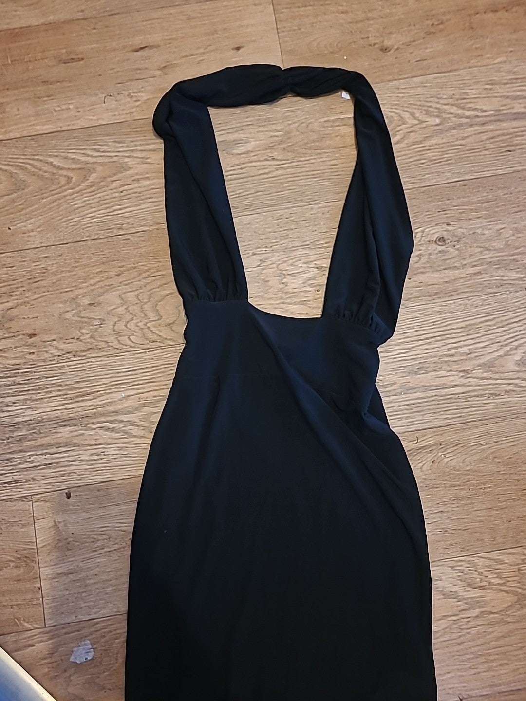 Ladies I Saw It First Size 8 Black Halterneck Top