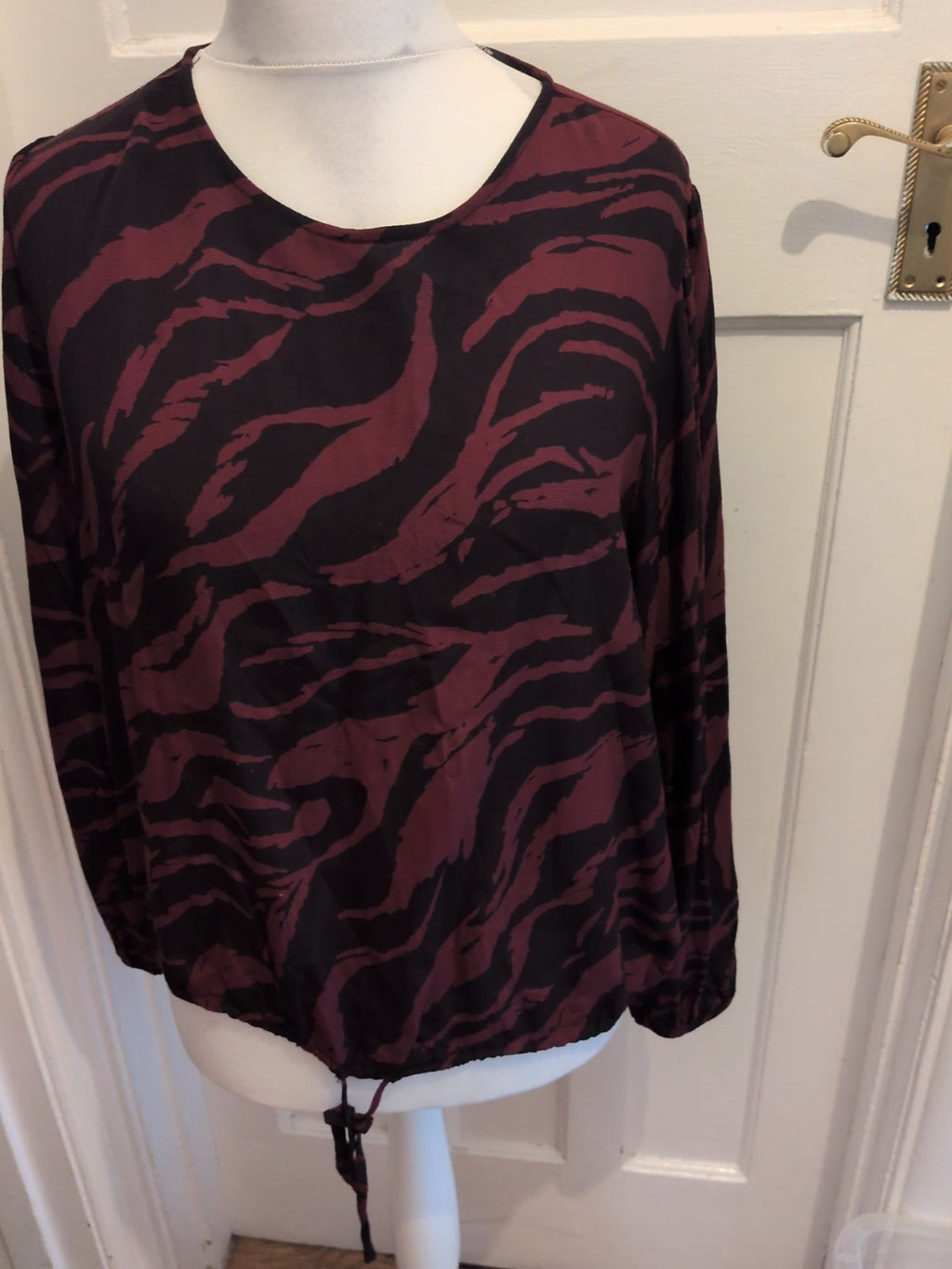 George 18 Deep Purple And Black Animal Print Long Sleeve Blouse