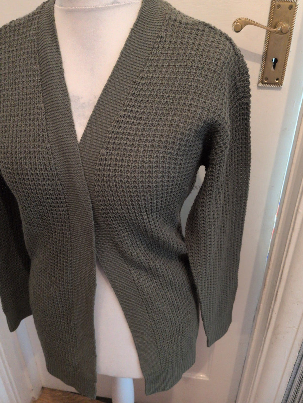 Select Small Green Open Knit Cardigan