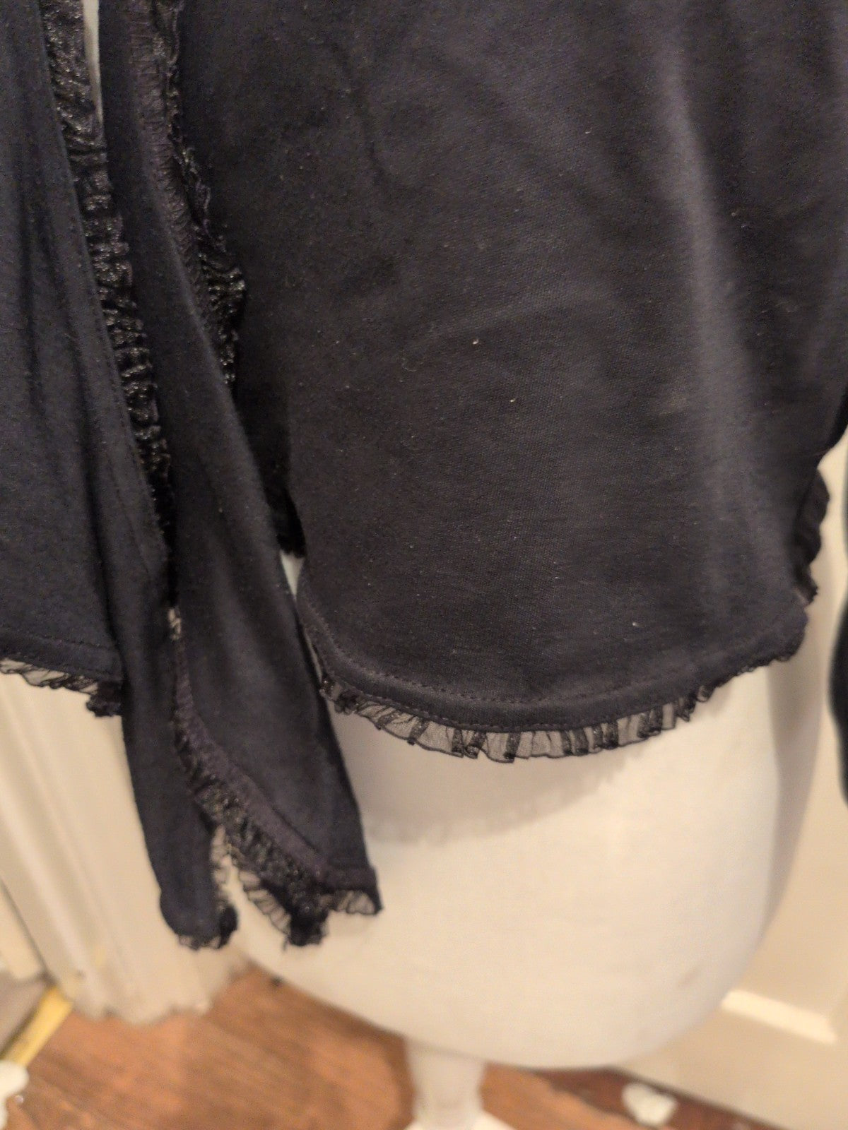 Black S/M Frill Hem Open Blouse/Cardigan