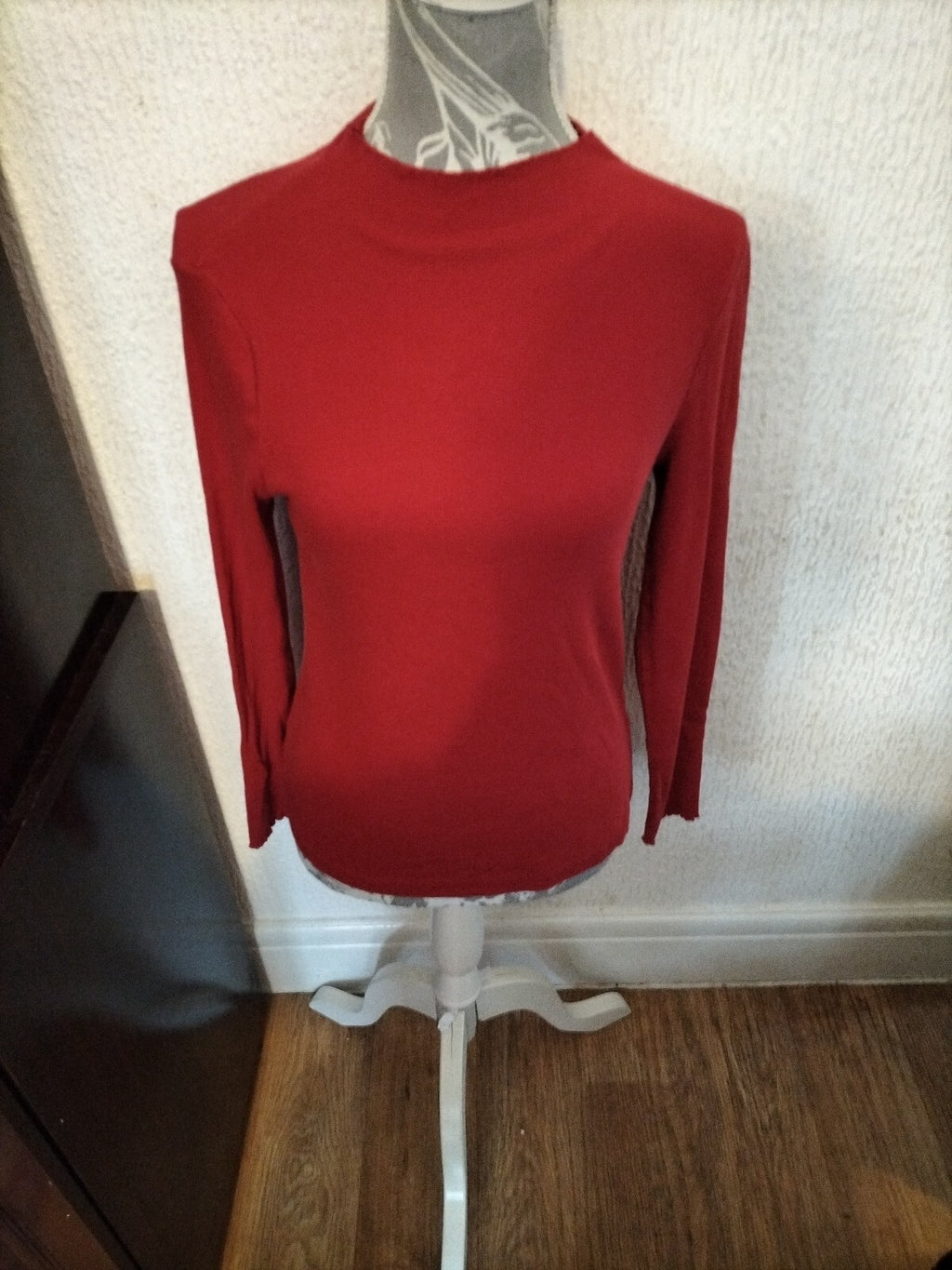 Ladies Tu 12 Slim Fit Red Long Sleeved Blouse