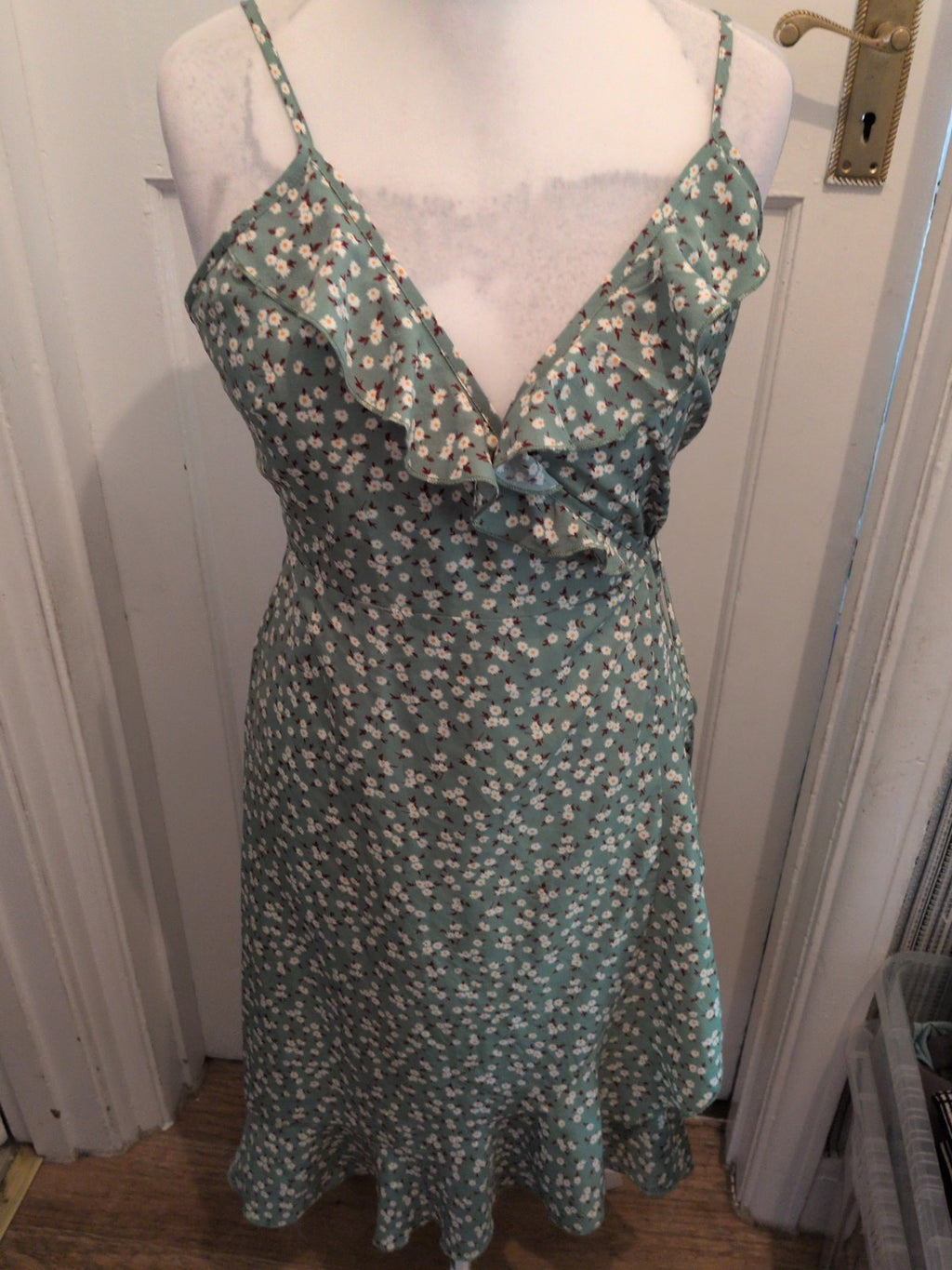 Shein Large Green Floral Sleeveless Dress Self Tie