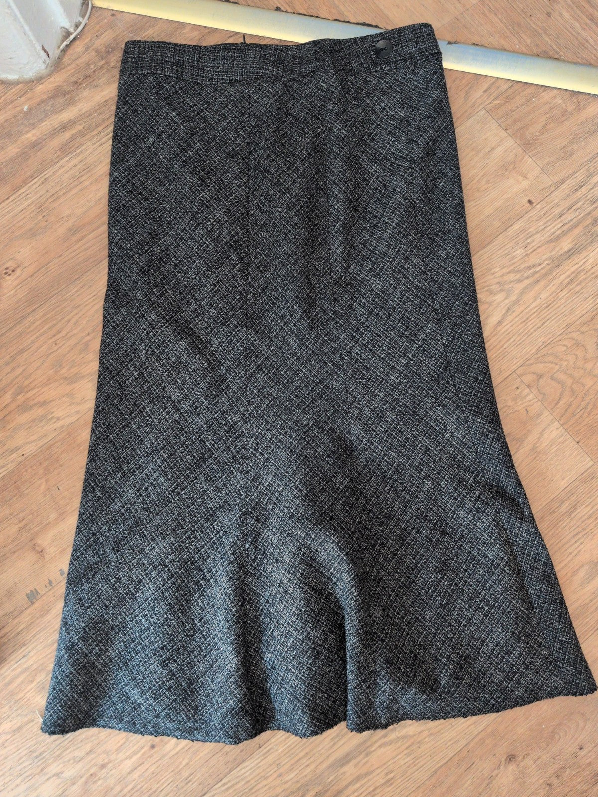 Papaya Tailoring 12 Flecked Black Long Length Lined Skirt