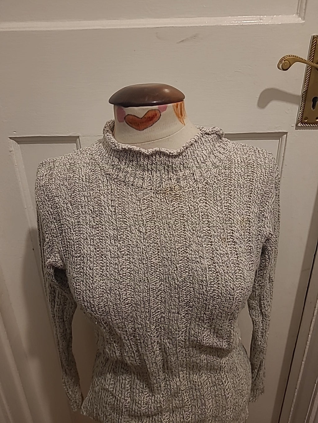 Ladies Internal Size S/M Stone Fleck Long Sleeved Pullover Jumper