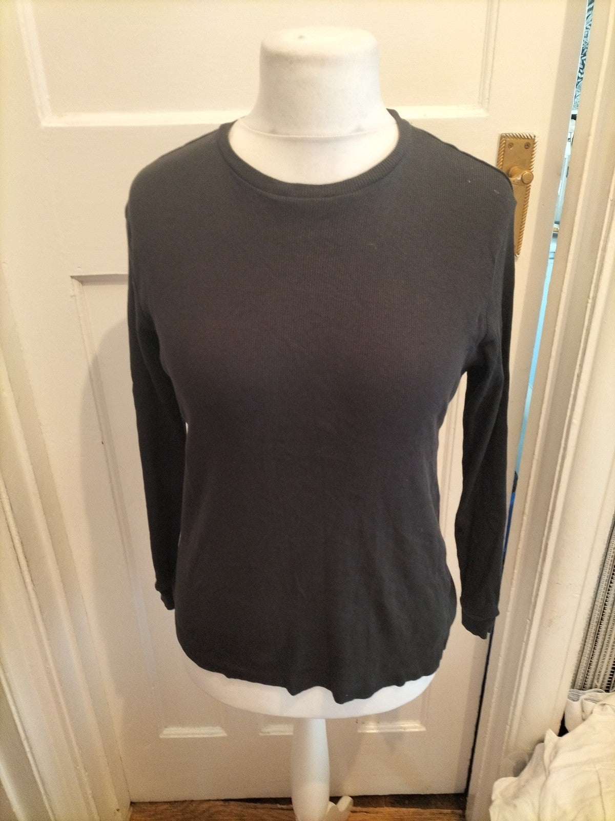 Mens City Comfort Size Small Black Ribbed Long Sleeved T-shirt