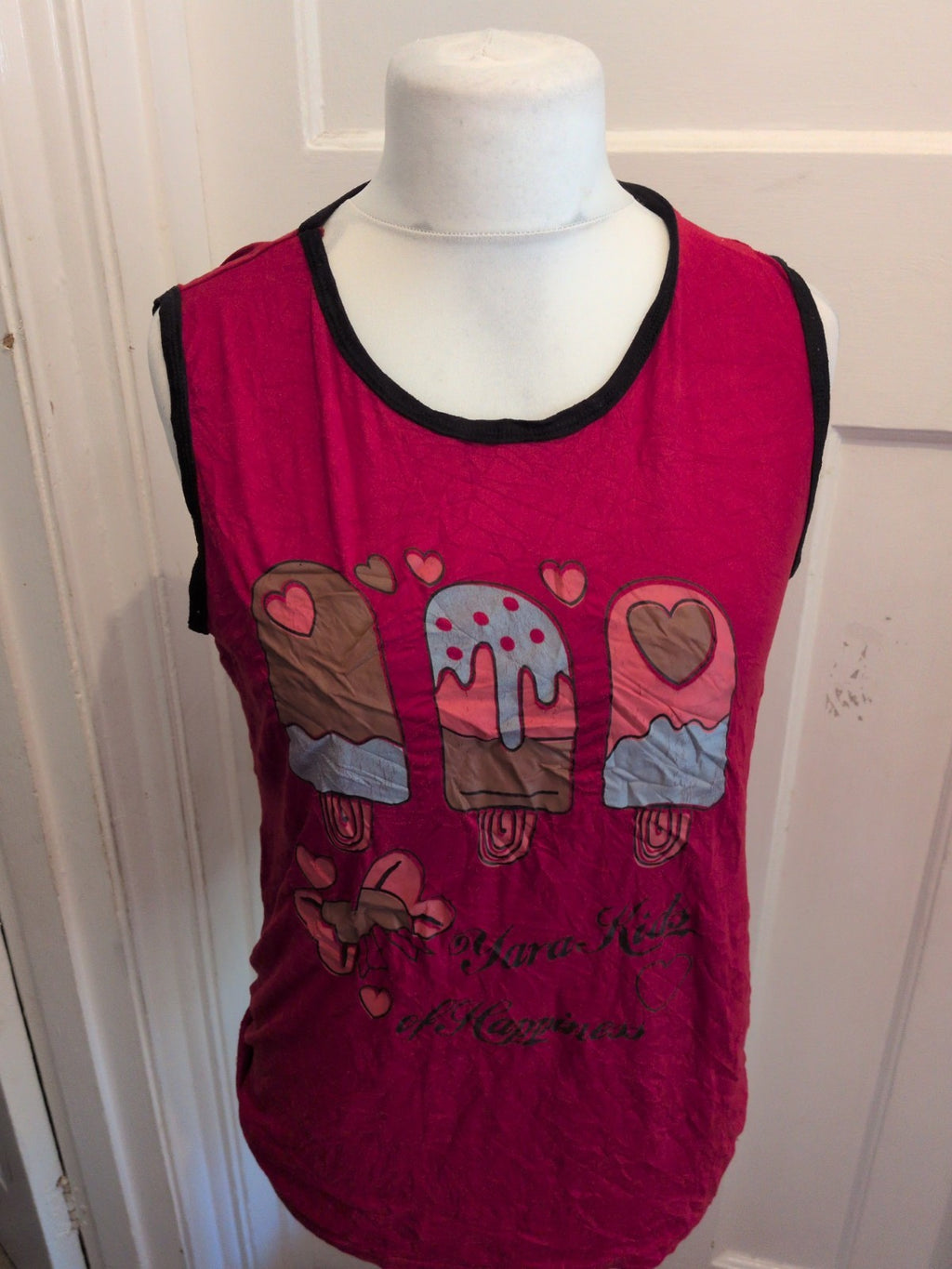 Medium Burgundy Sleeveless Printed T-shirt