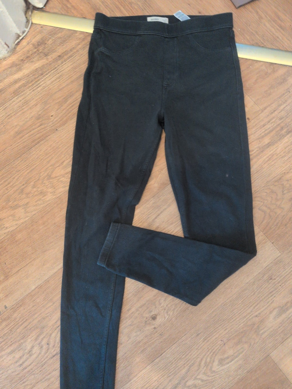 M&S 12 Dark Green Jegging Small Mark On Leg