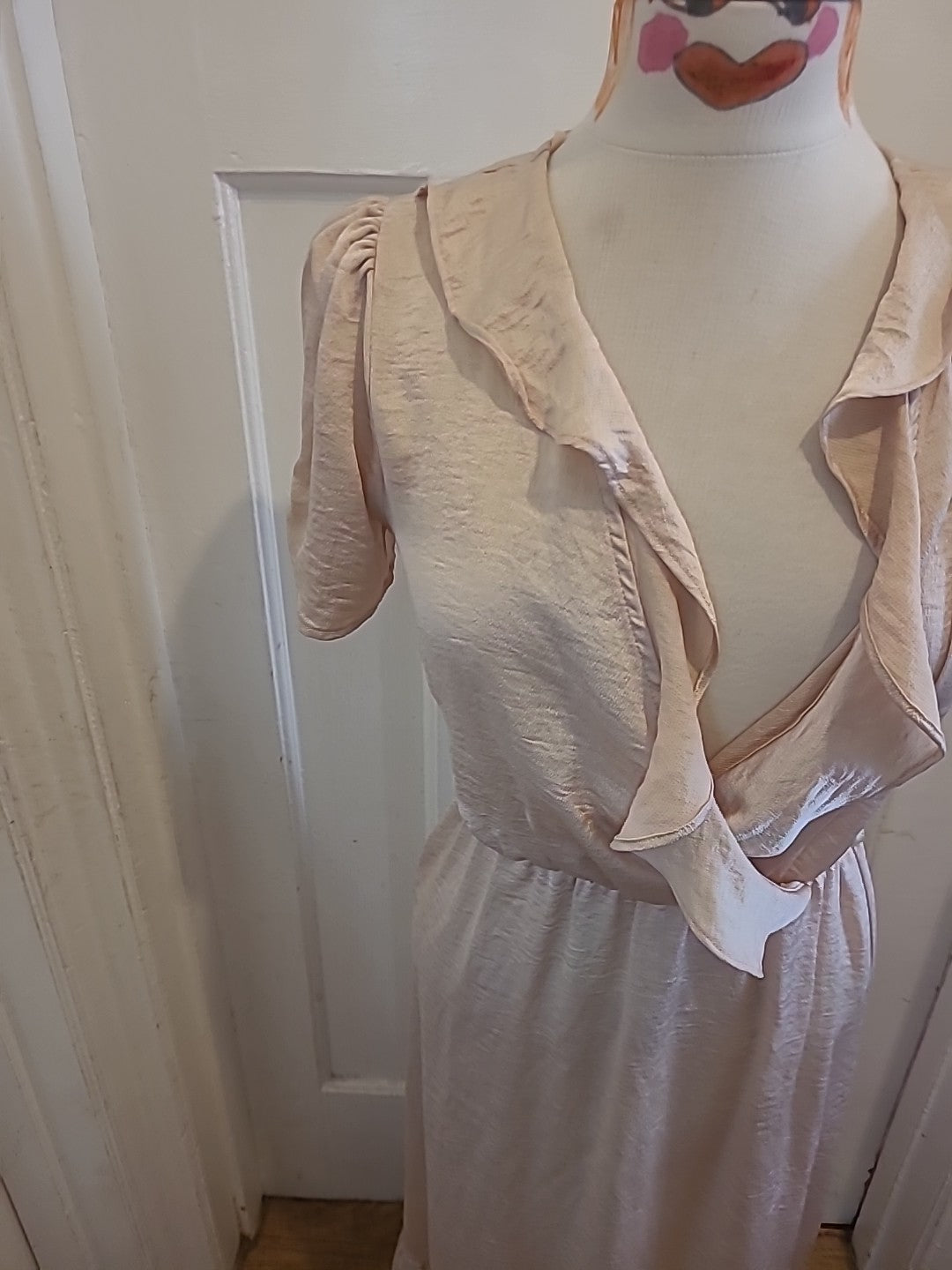Ladies New Look Size 10 Baby Pink Short Sleeved Dress