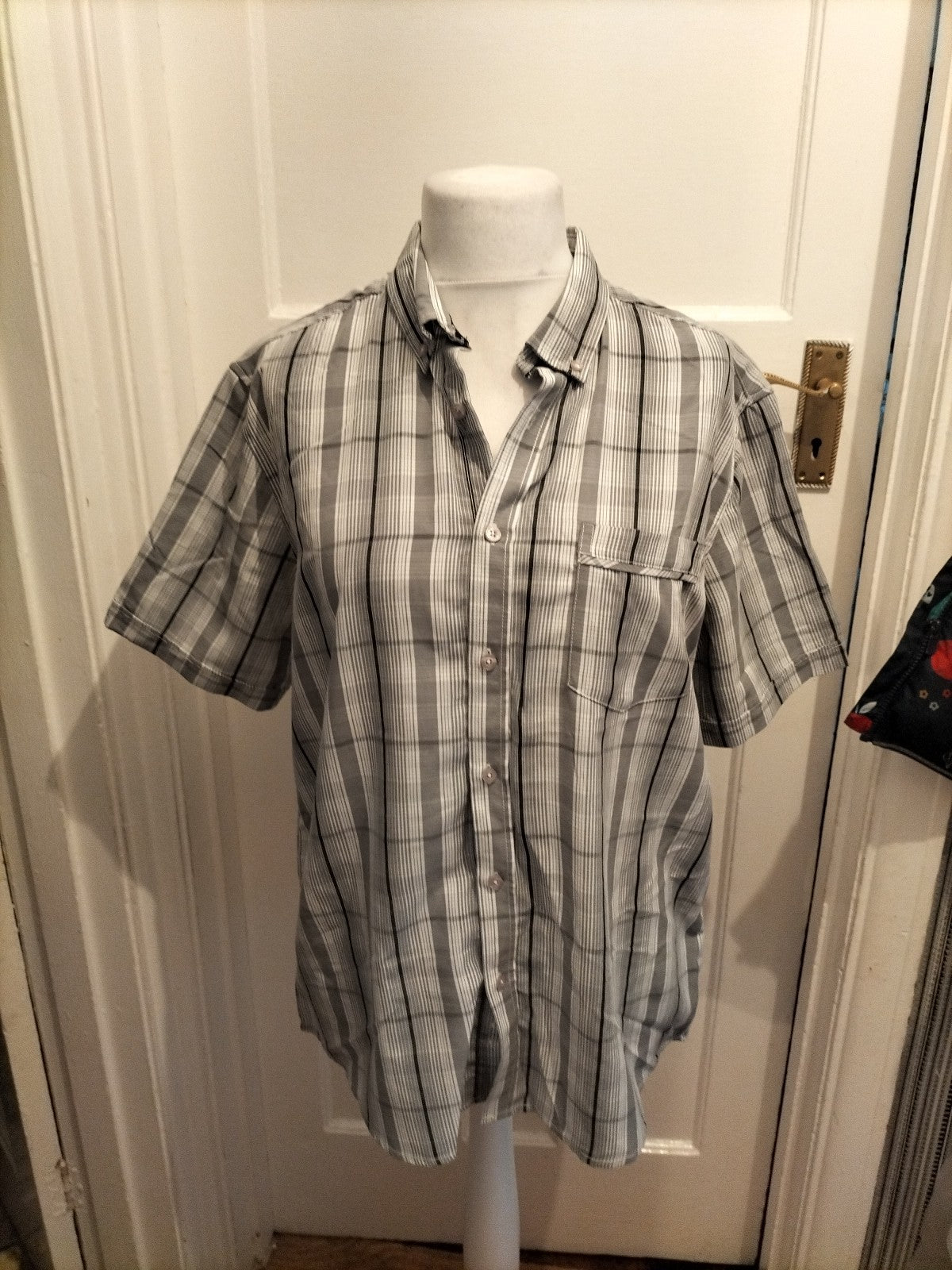 Mens Colin Montgomerie Size Large Grey Check/Striped Short Sleeved Shirt
