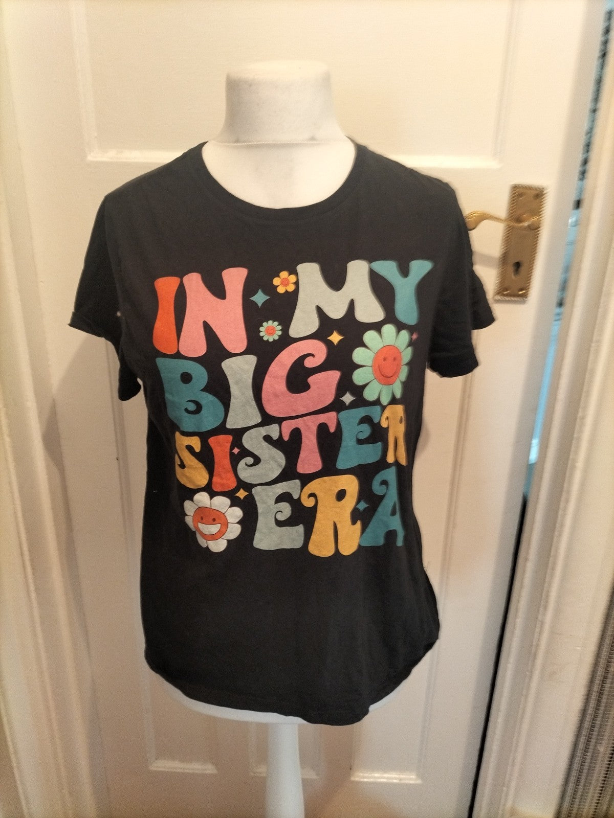 Ladies Gildan Size Medium Printed Big Sister Short Sleeved Tshirt