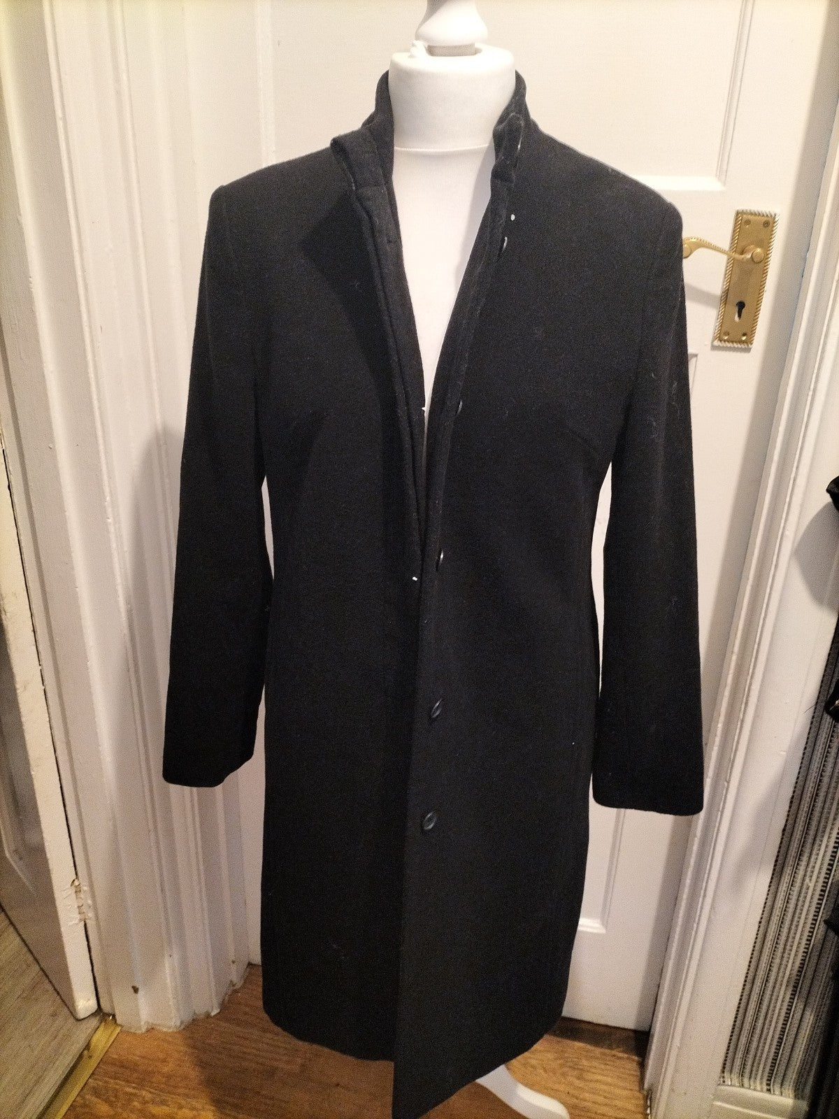 Ladies Amaranto Size Large Black Lined Long Length Coat