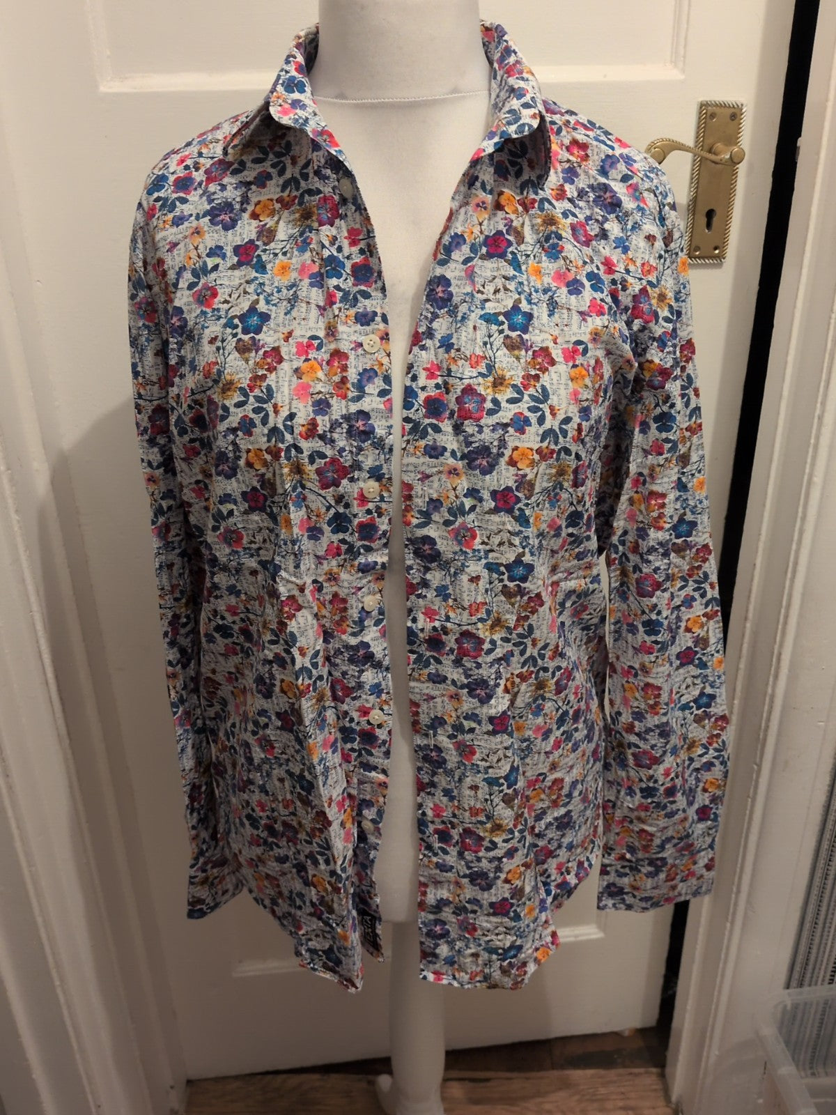 Turner & Sanderson 16" Multicoloured Floral Long Sleeve Shirt
