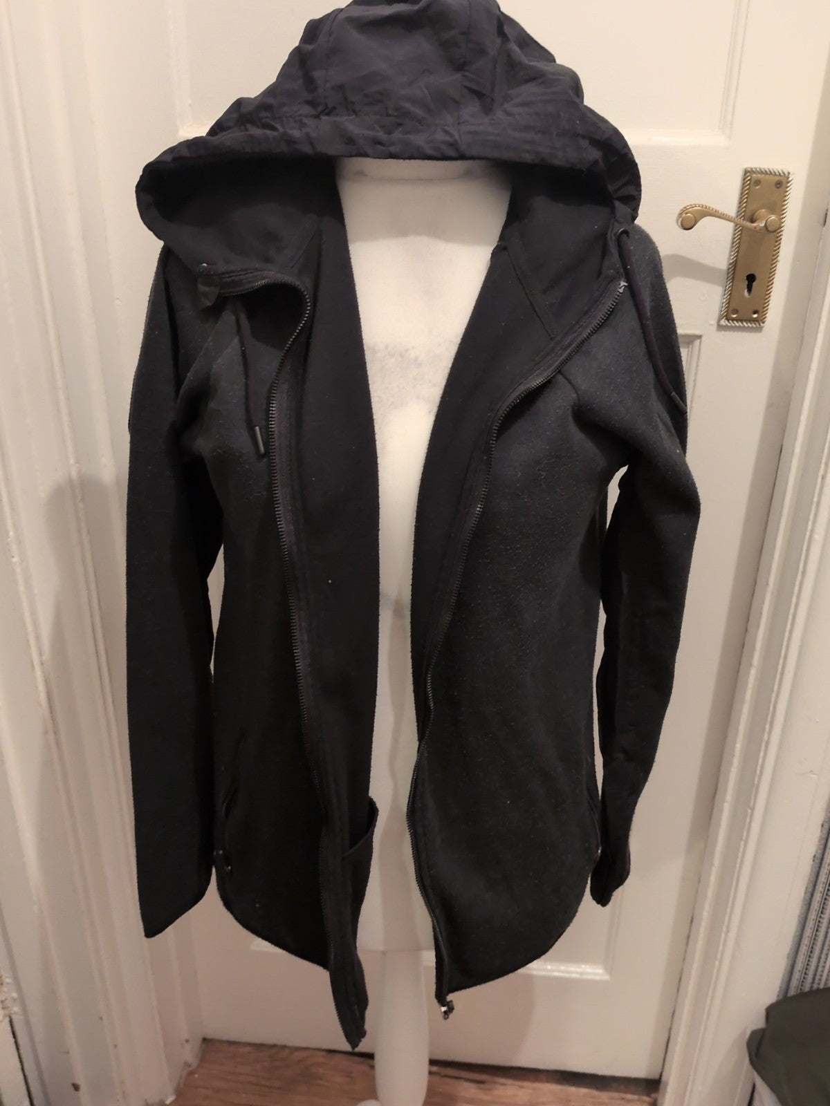 Primark Large Black And Dark Teal Zipped Hoodie Bobbling