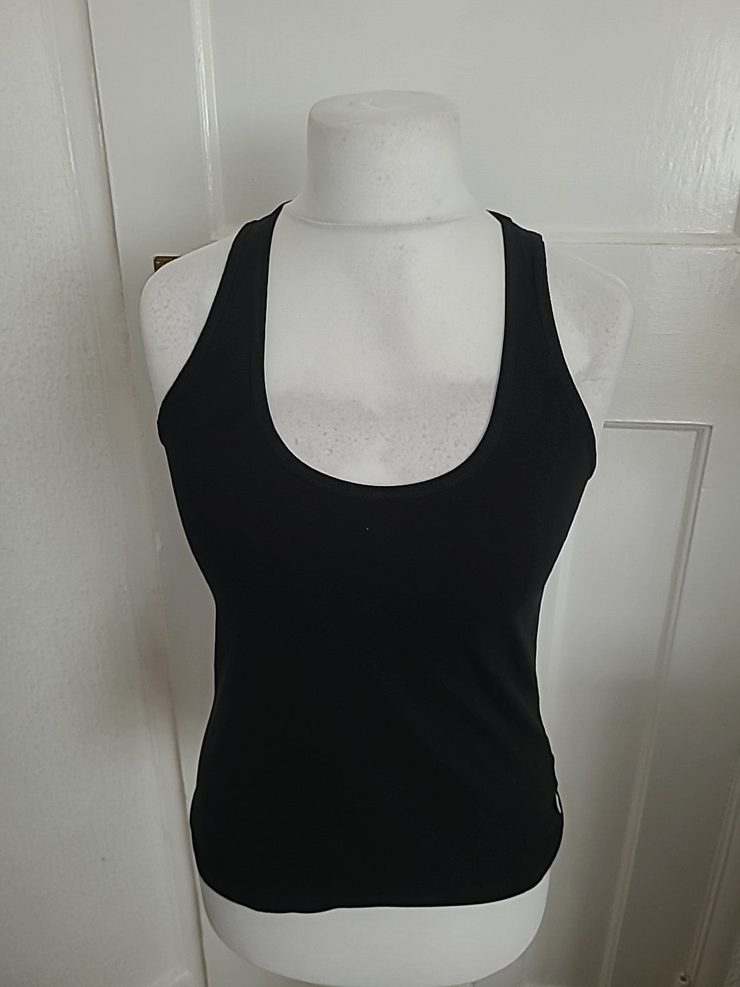 Ladies Howies Size Small Black Sleeveless Tank Top