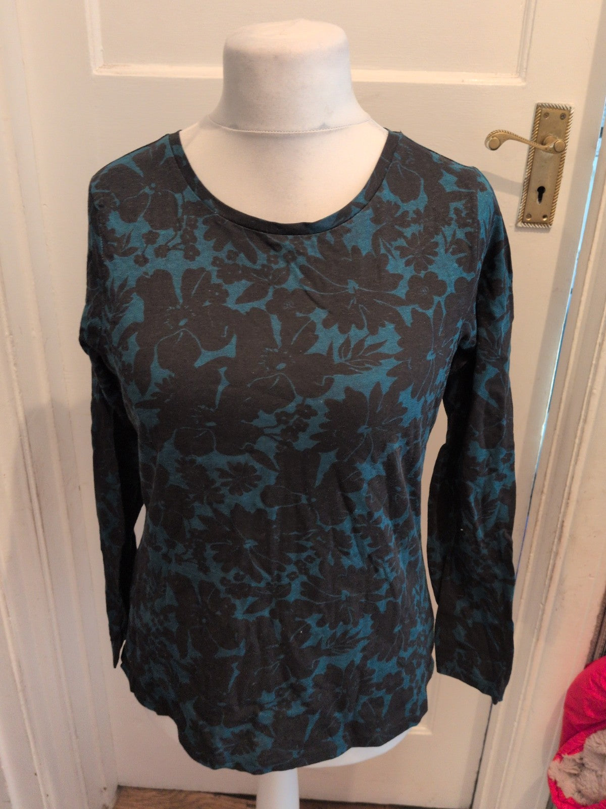 Ladies Pep&Co Size 16 Dark Teal And Black Flower Long Sleeve T-shirt