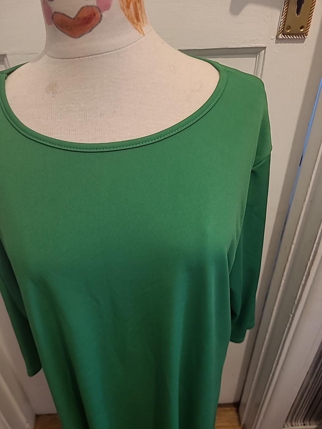 Ladies Size 4XL Bright Green Mid Sleeved Tshirt