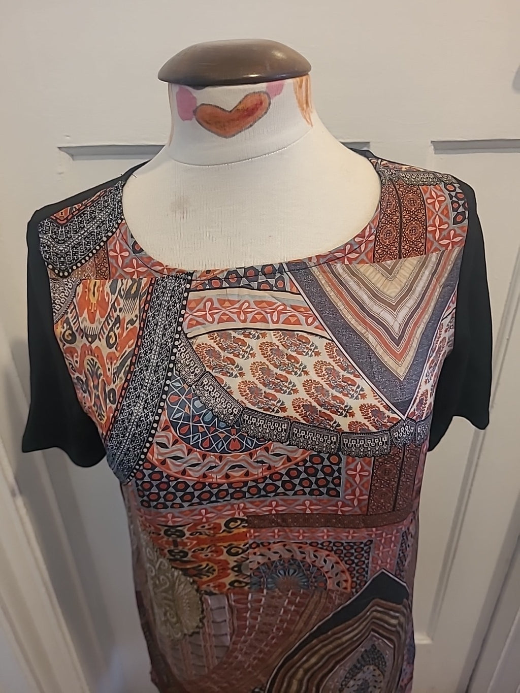 Ladies Tu Size 10 Multi Aztec Short Sleeved Short Dress