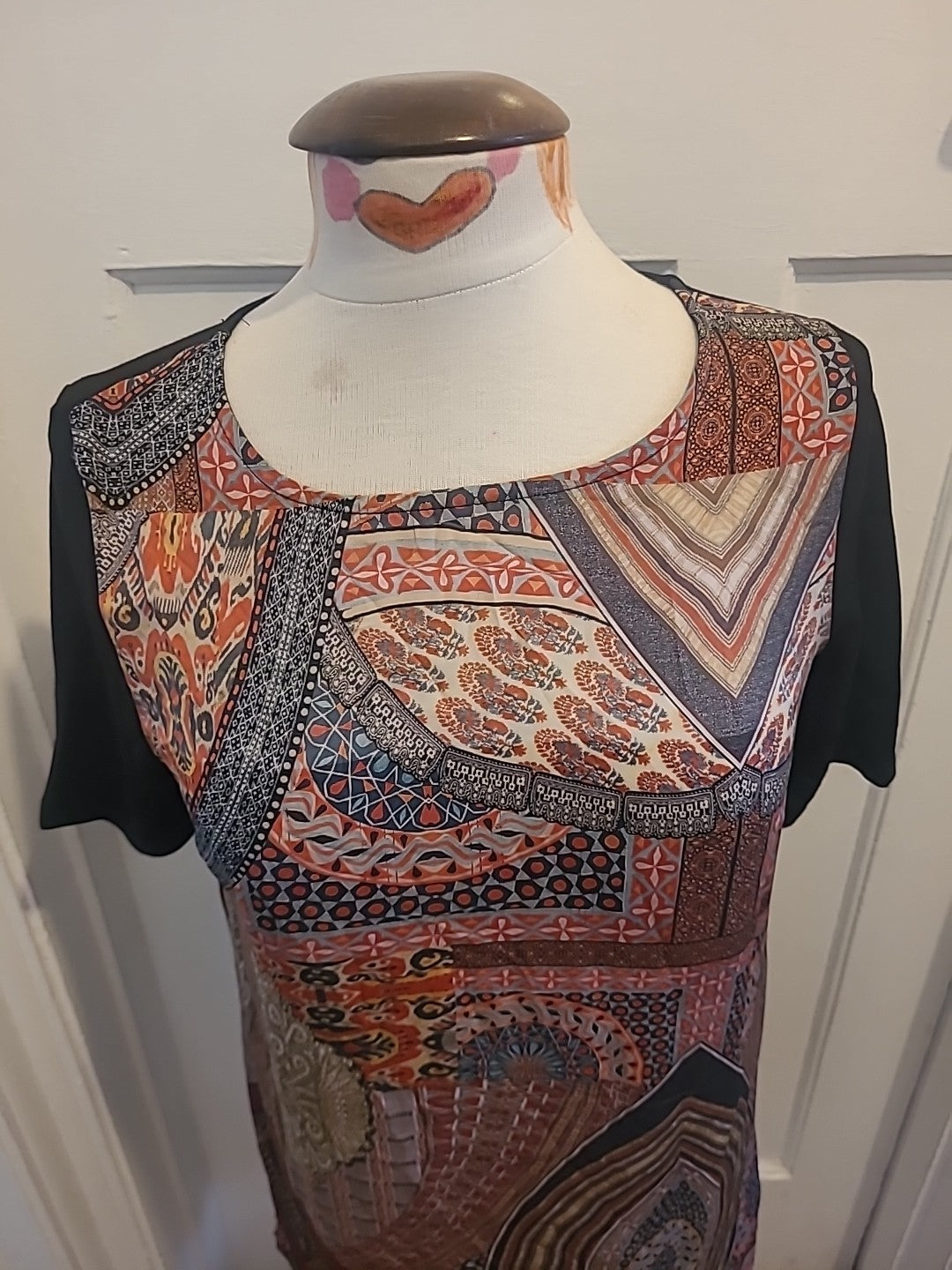 Ladies Tu Size 10 Multi Aztec Short Sleeved Short Dress