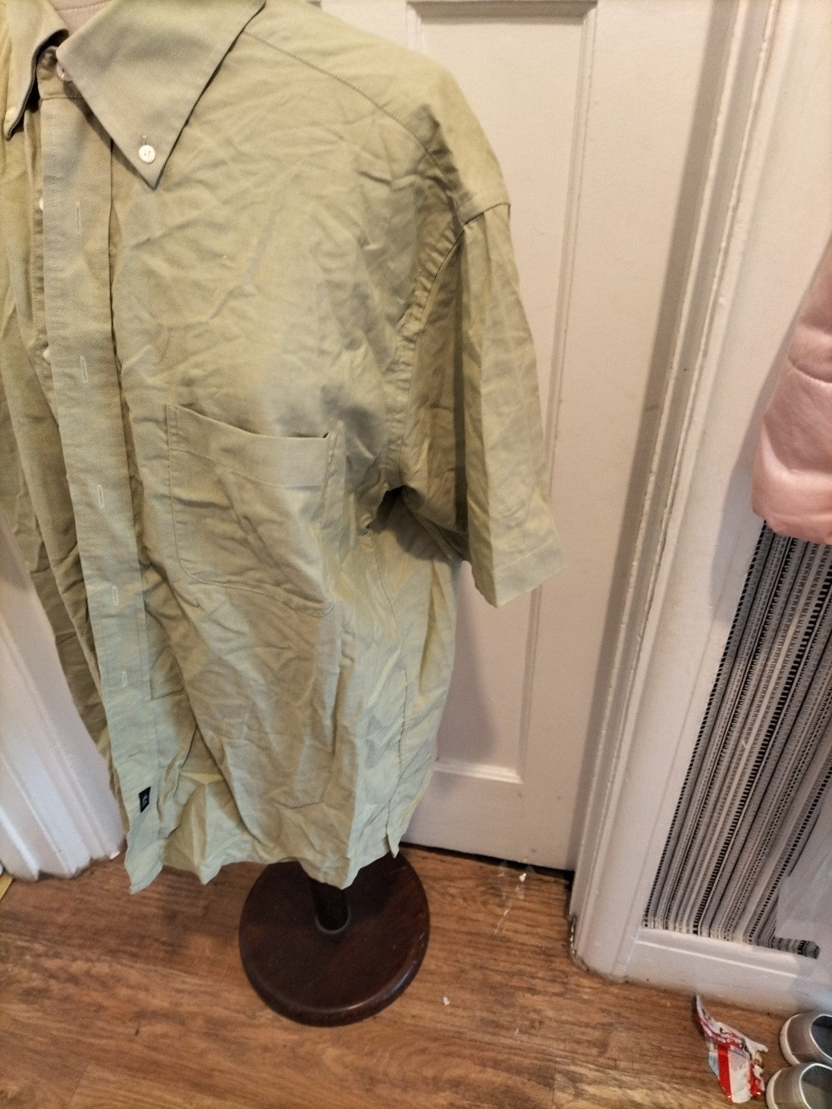 Mens Austin Reed Size Large Mint Green Short Sleeved Shirt