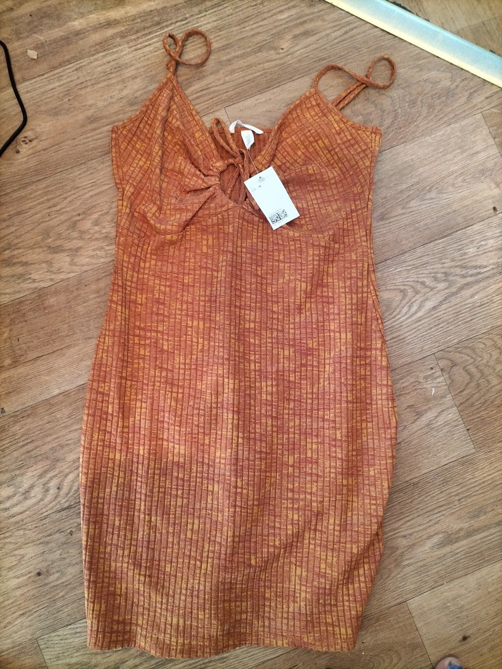 Brand New Ladies H&M Size M Orange Toned Sleeveless Dress
