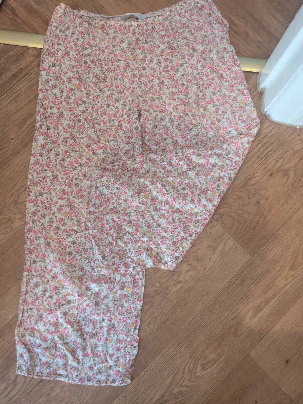 Primark 12-14 Pink Floral Elasticated Pyjama Bottoms