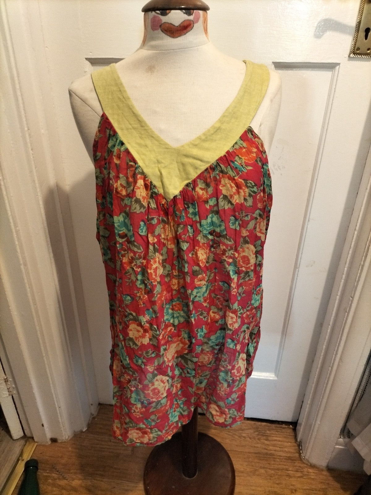 Ladies Hot Body Size Medium Multicoloured Semi See Through Sleeveless Blouse