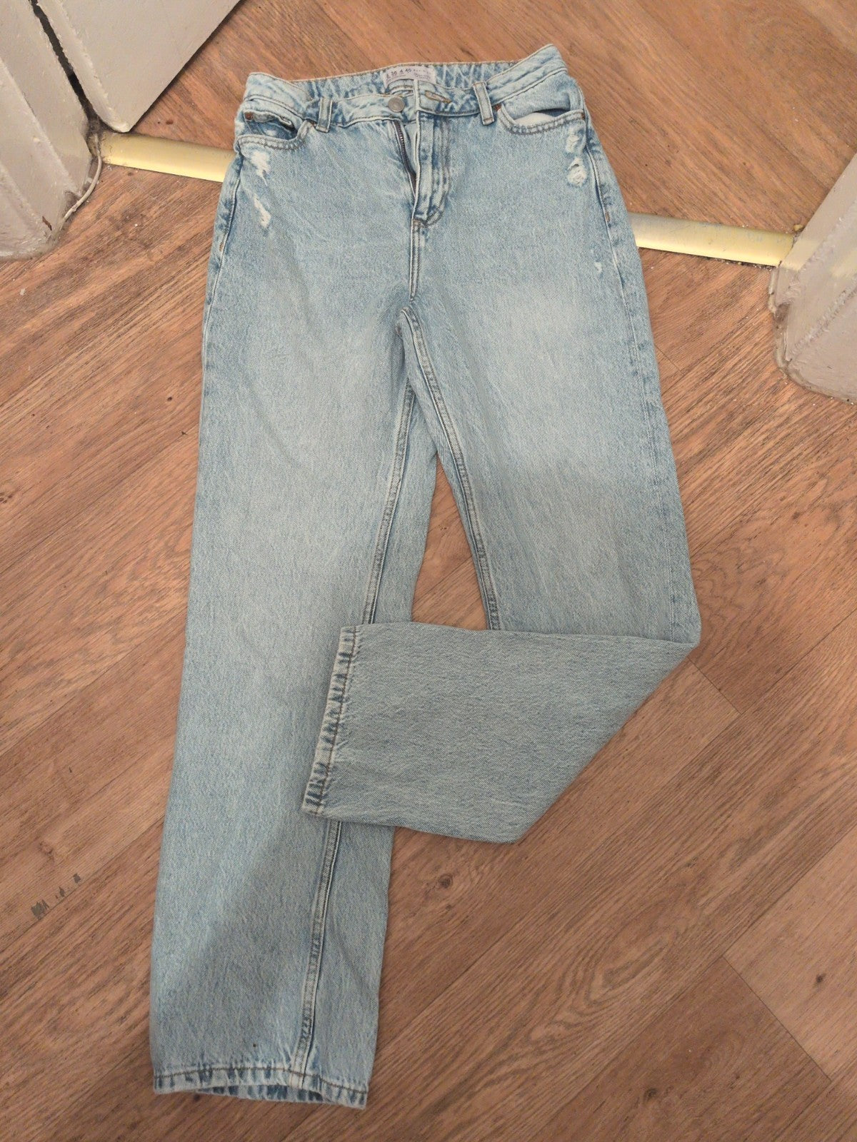 Ladies Denim&Co Size 8 Light blue Denim Jeans
