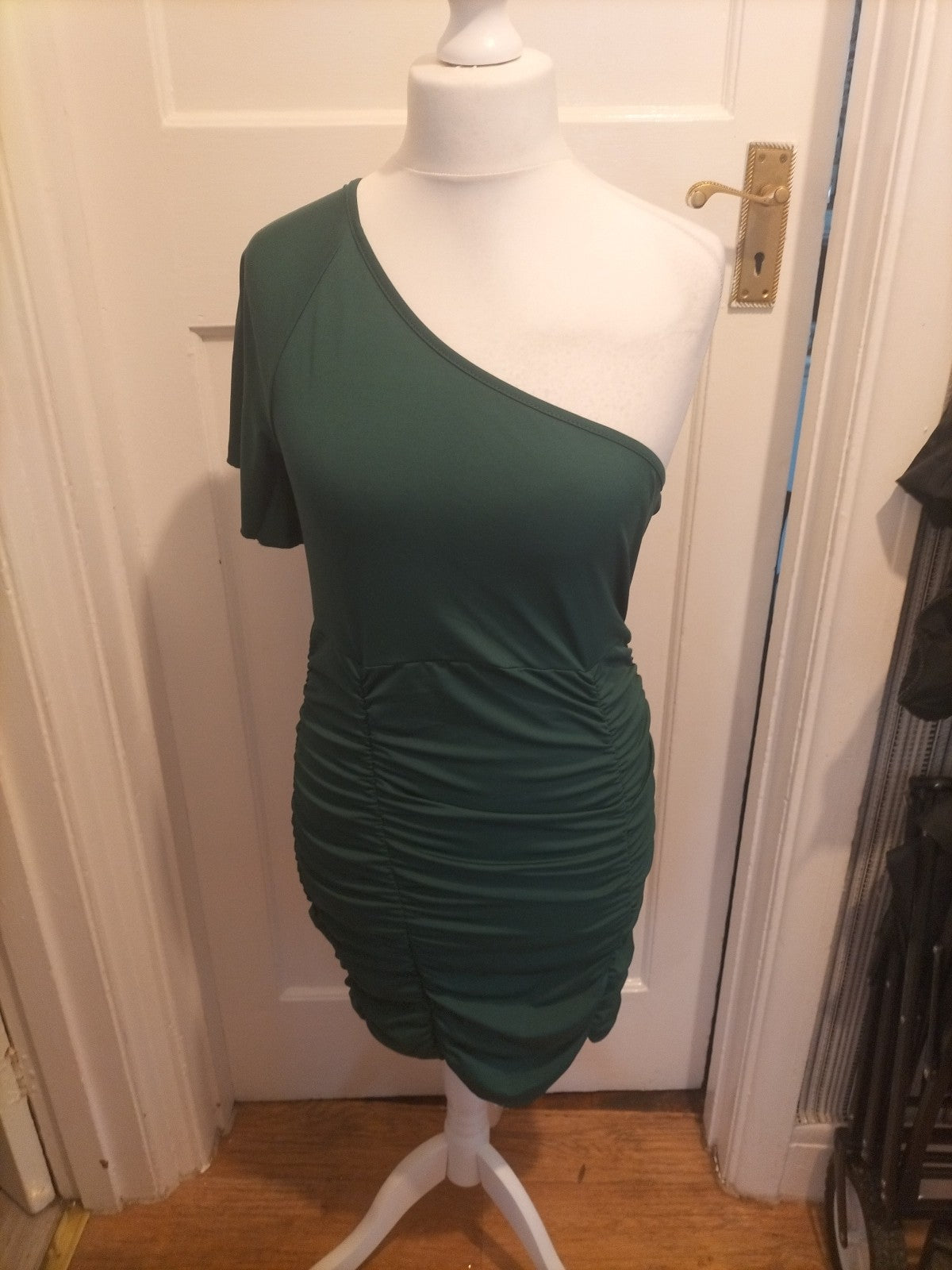 Ladies Size XL Bottle Green Cold Shoulder Ruched Dress