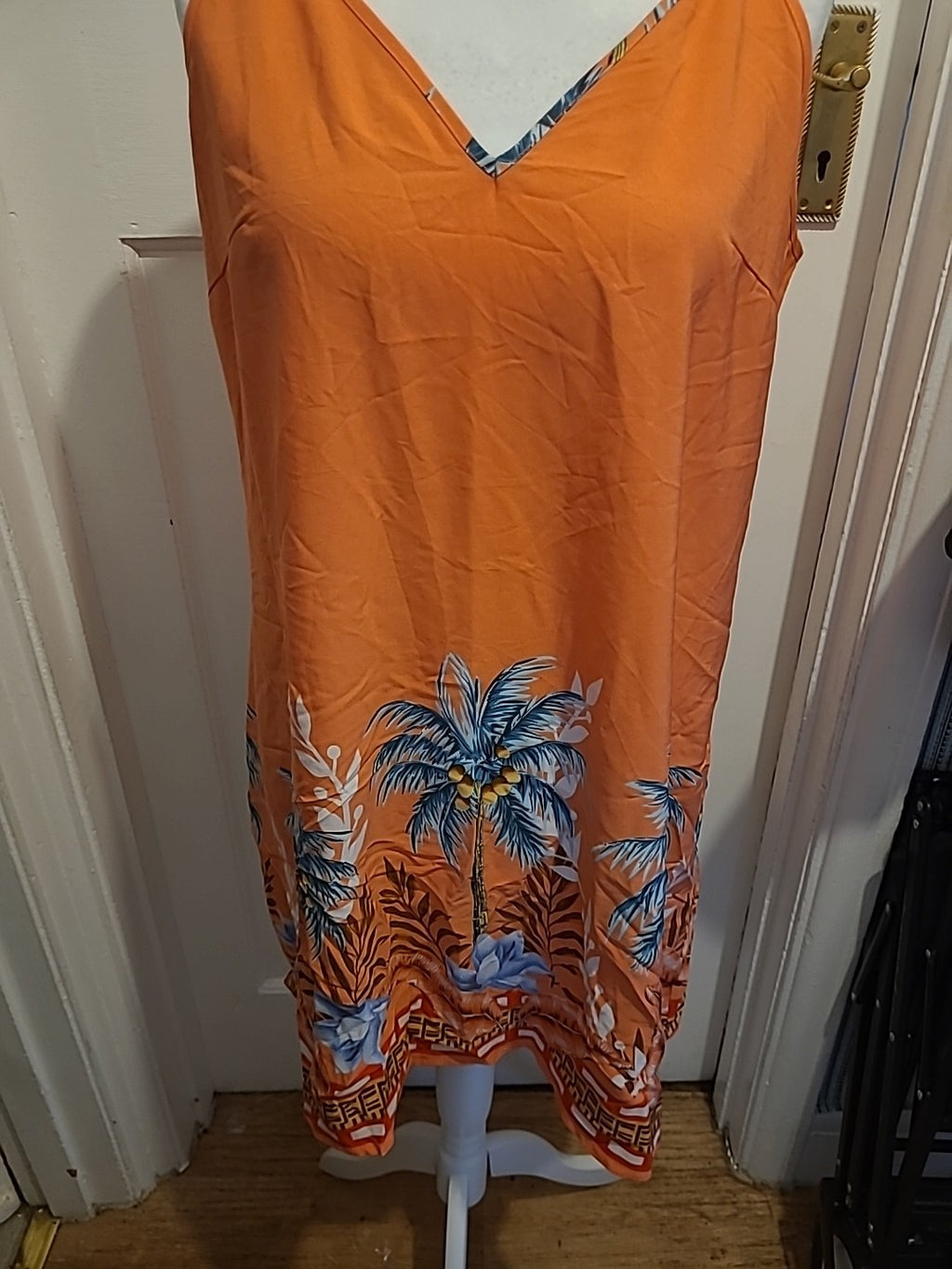 Ladies Shein Curve Size 1XL Coral Fruit Tree Sleeveless Blouse
