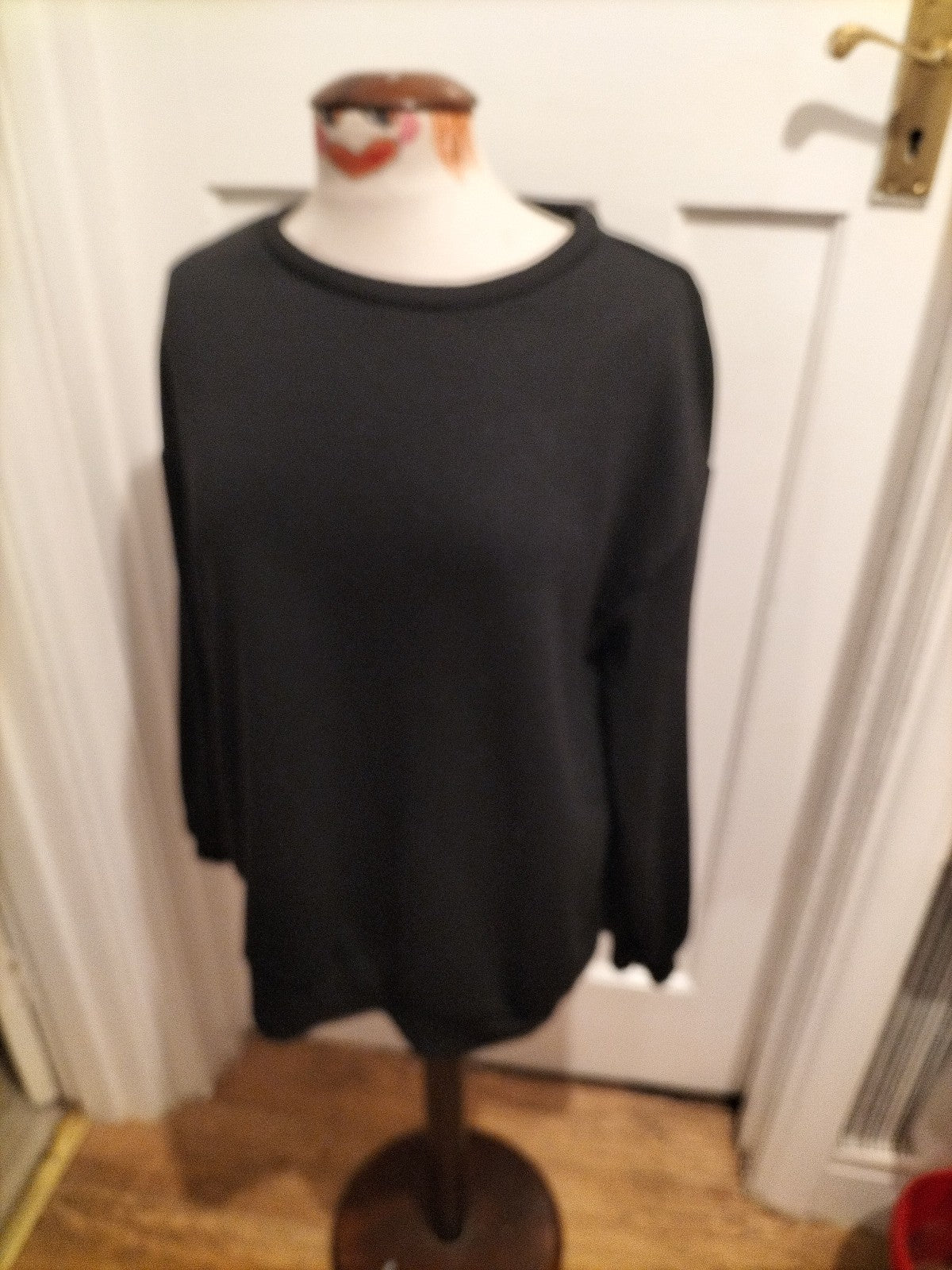 Mens Shein Size Large Plain Black Long Sleeved Jumper