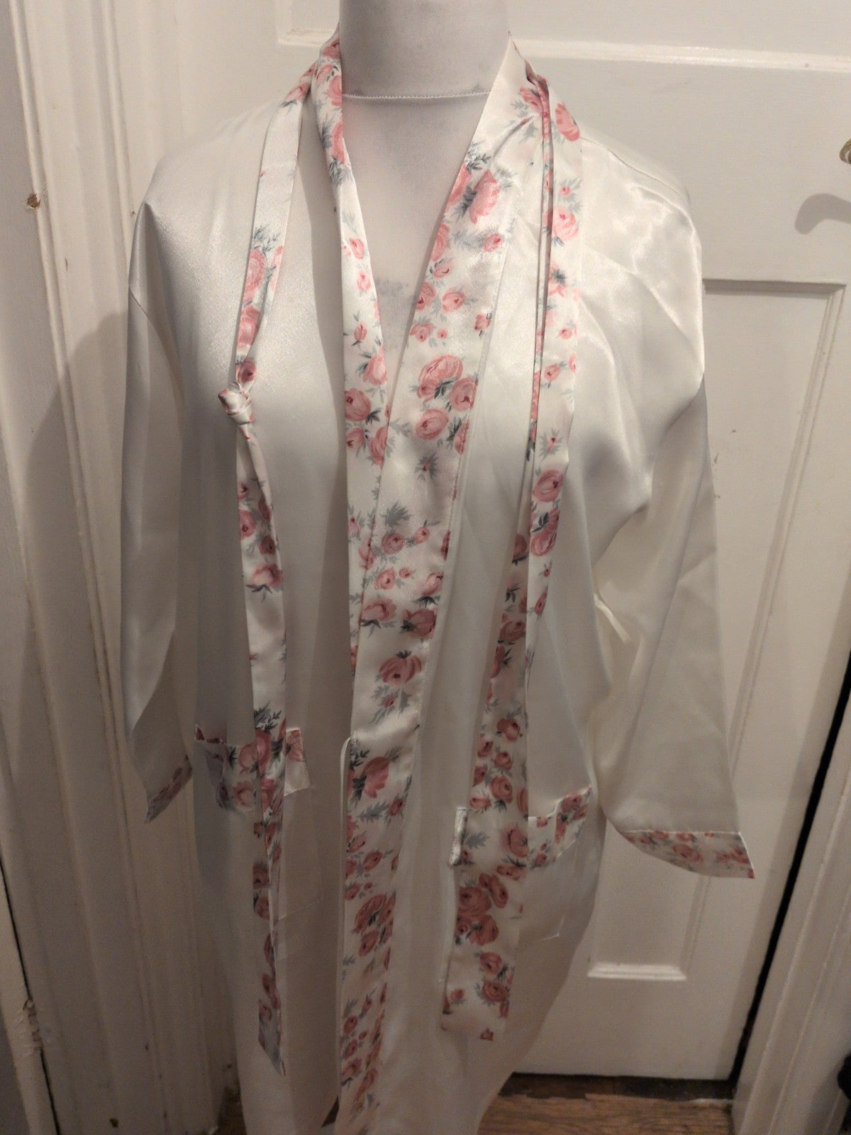 Ladies Large Satin Style Pyjama Gown