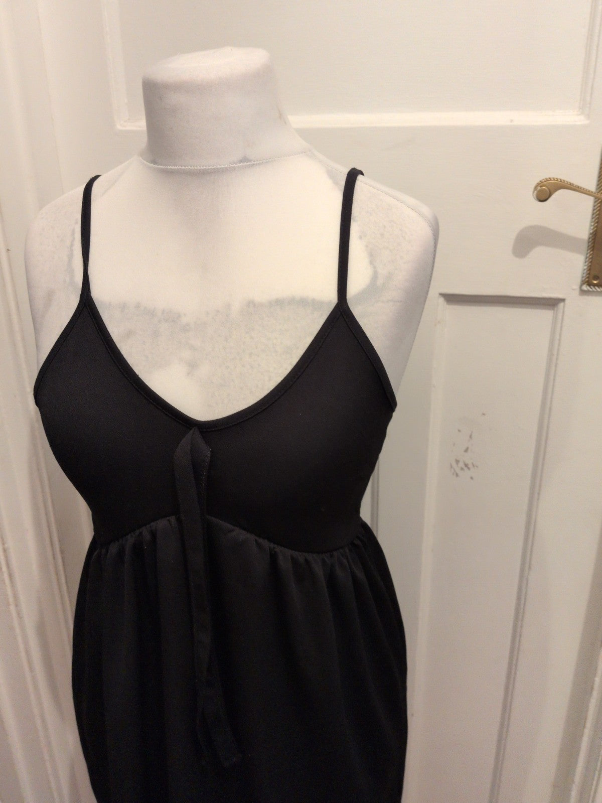 Boohoo 14 Black Sleeveless Knee Length Dress