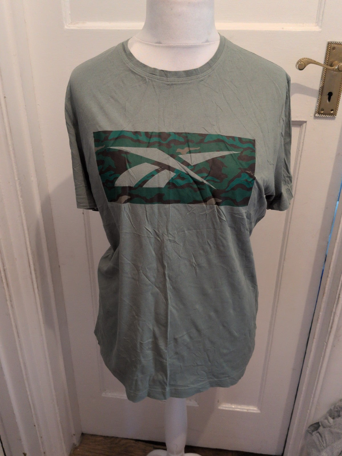 Reebok Large Green Print Short Sleeve T-shirt