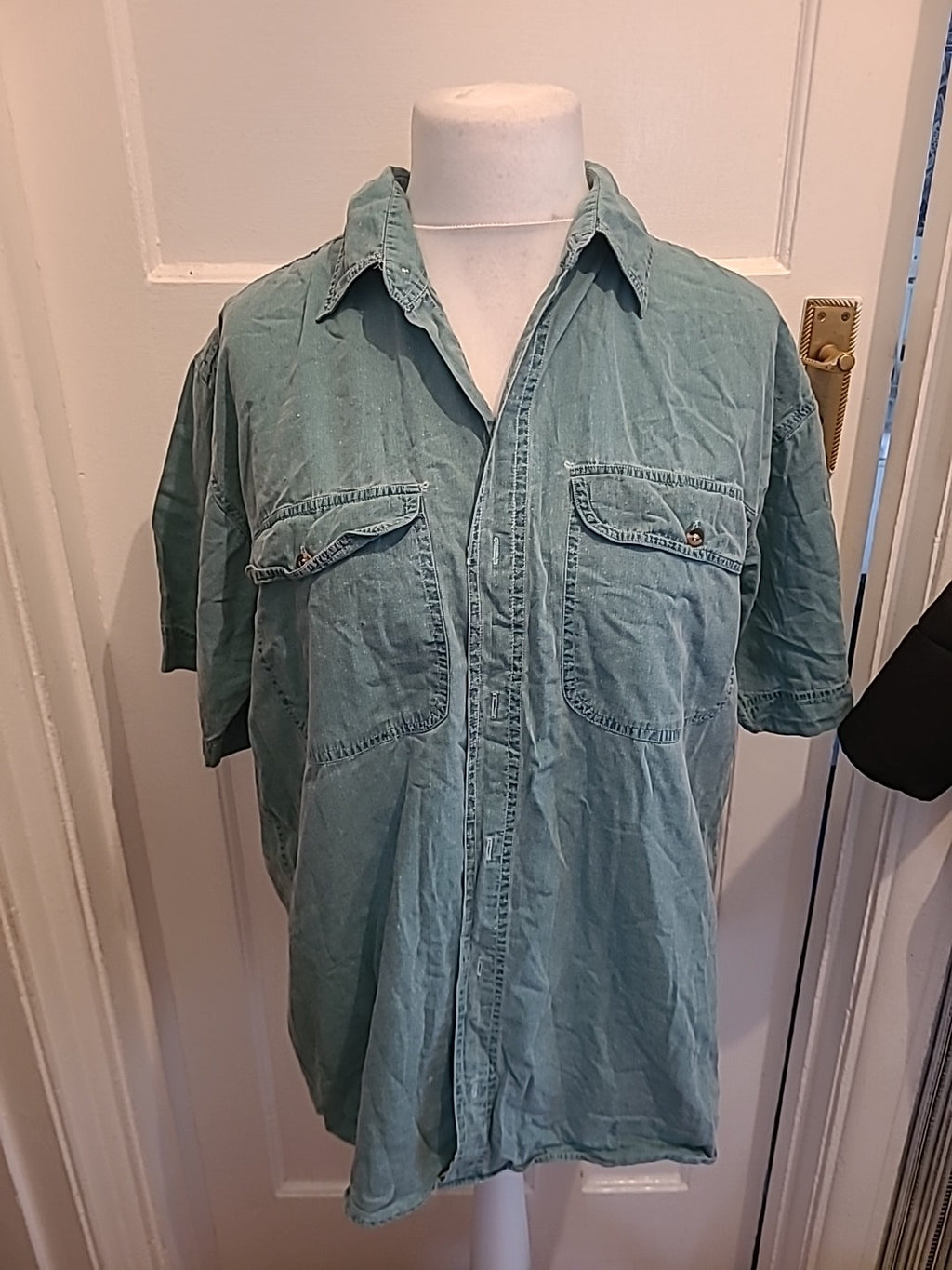 Mens KFMC Size Medium Aqua Short Sleeved Shirt