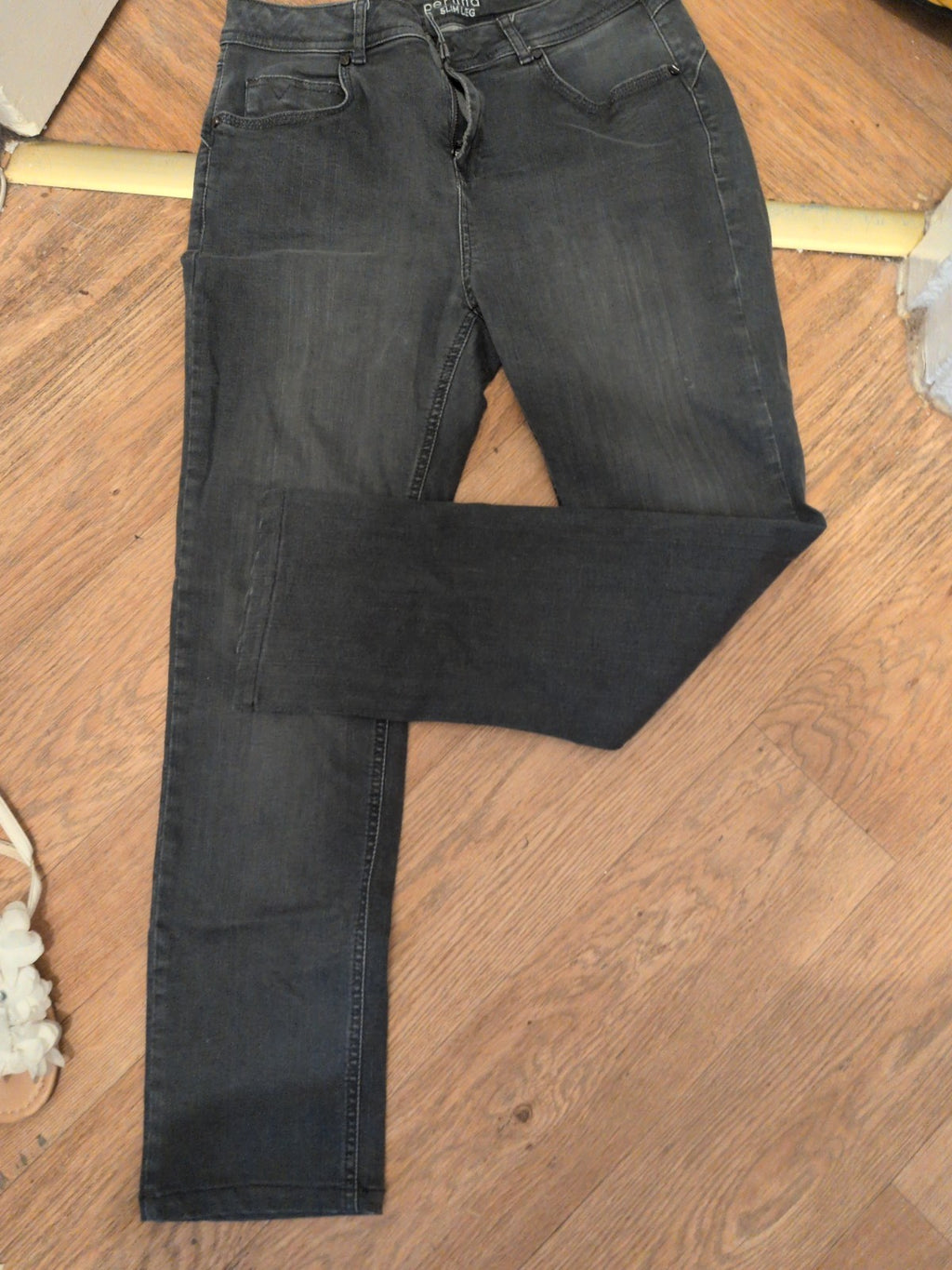 Per Una 12 Short Slim Leg Grey Jeans
