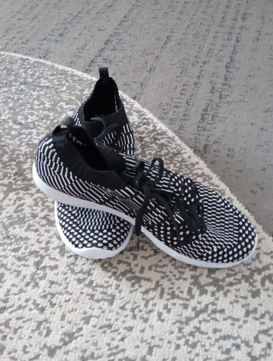 Ladies Brand New Trainers Size 5 Primark Black/white Free Delivery